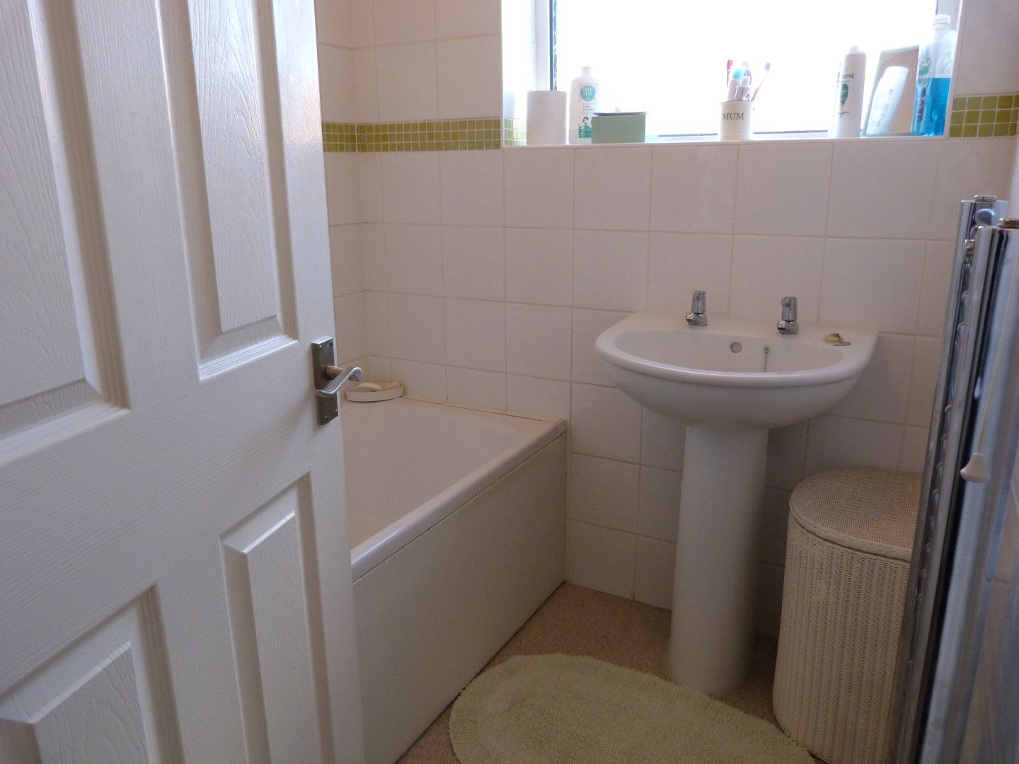 2 bedroom semi-detached bungalow For Sale in Broadstairs - Photograph 7