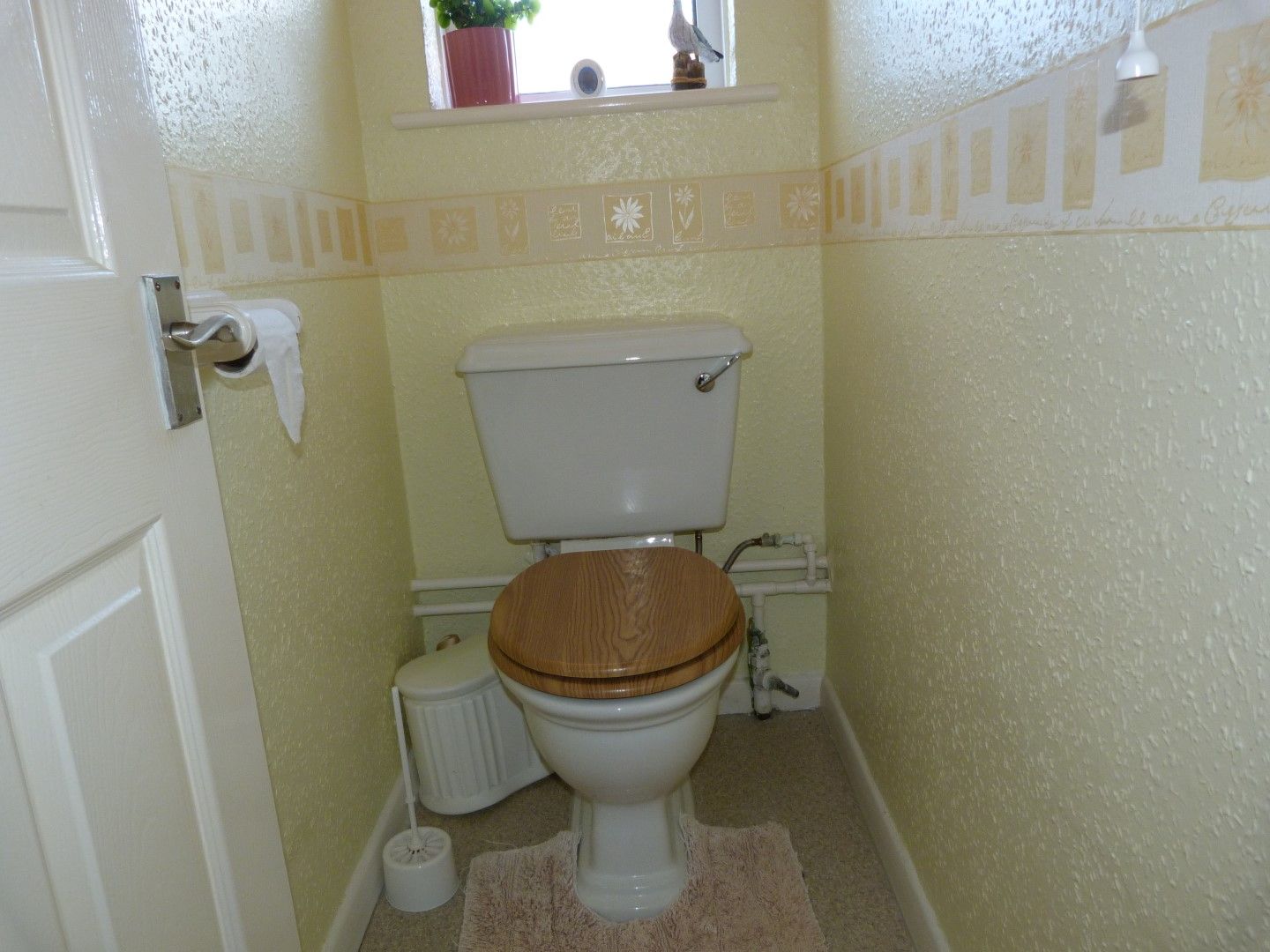 2 bedroom semi-detached bungalow For Sale in Broadstairs - Photograph 9