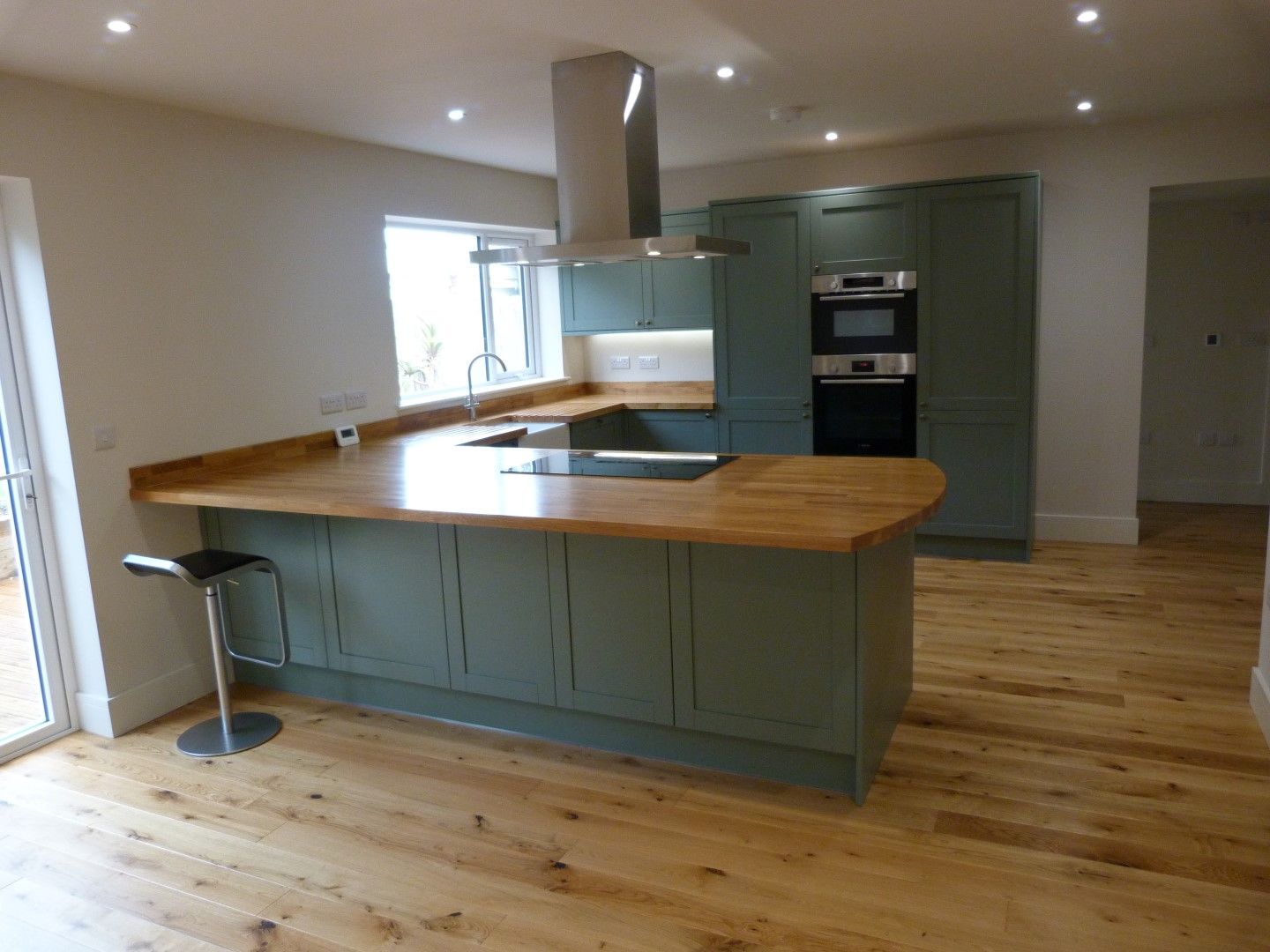 4 bedroom detached house For Sale in Broadstairs - Property photograph