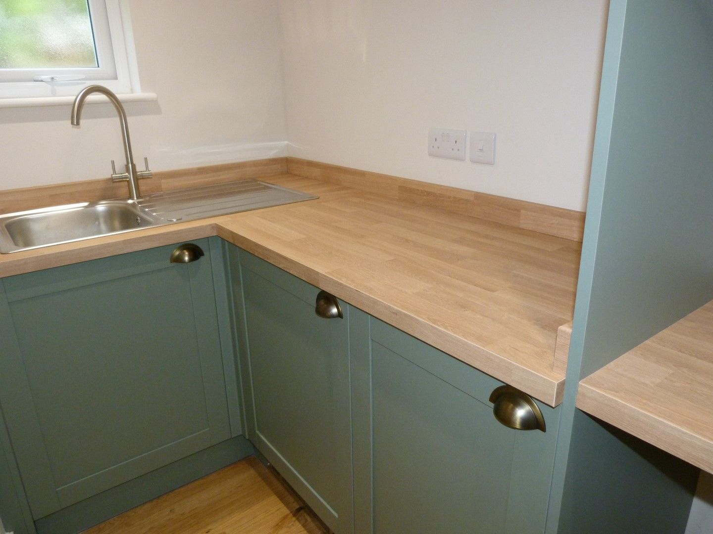 4 bedroom detached house For Sale in Broadstairs - Photograph 6
