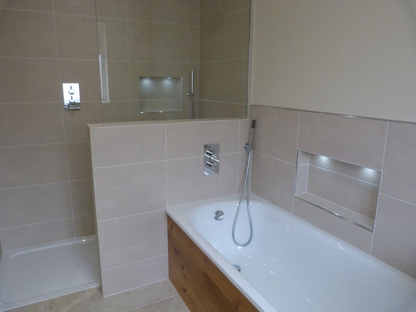 4 bedroom detached house For Sale in Broadstairs - Photograph 10