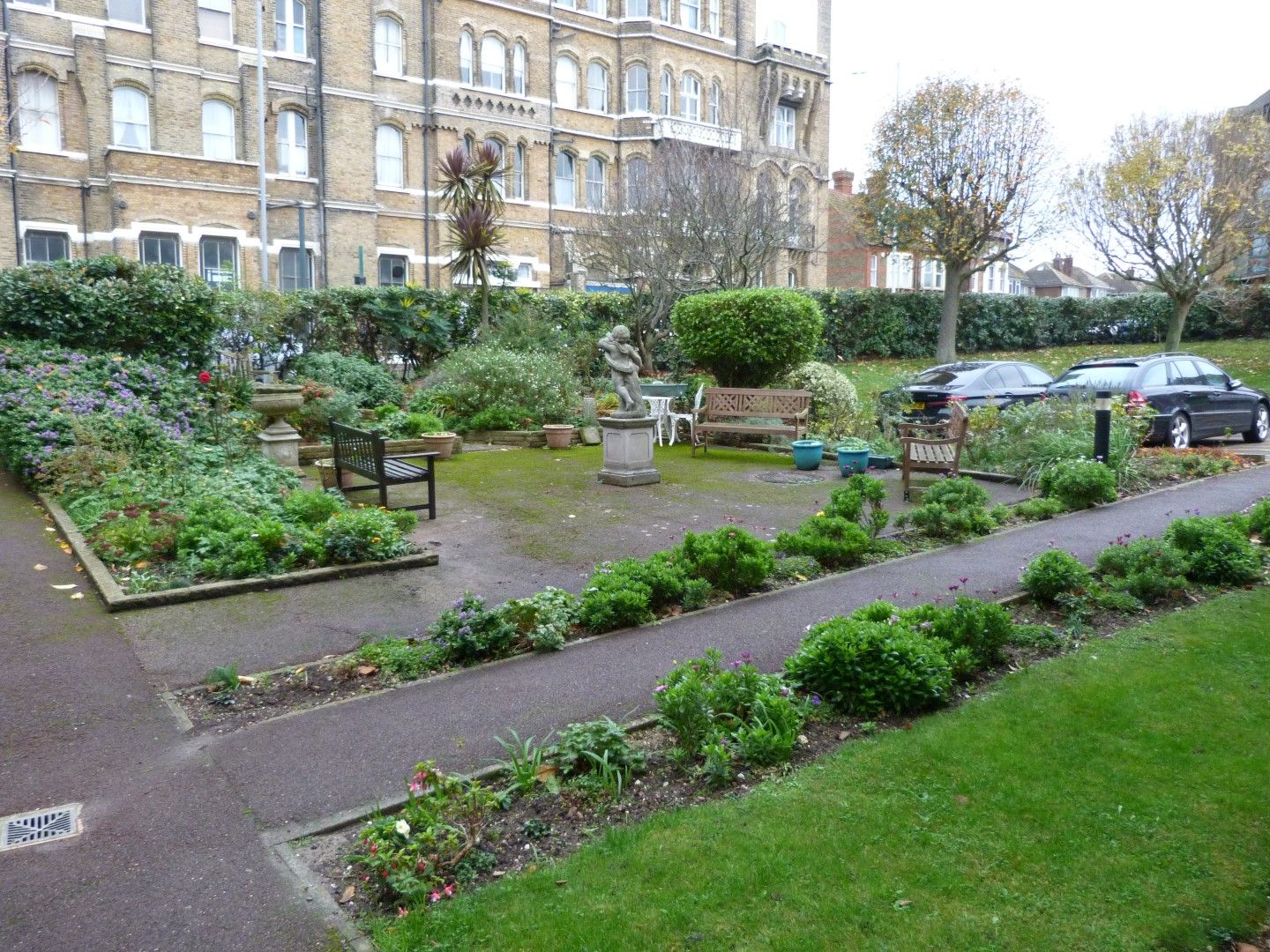 2 bedroom flat flat/apartment For Sale in Ramsgate - Photograph 10