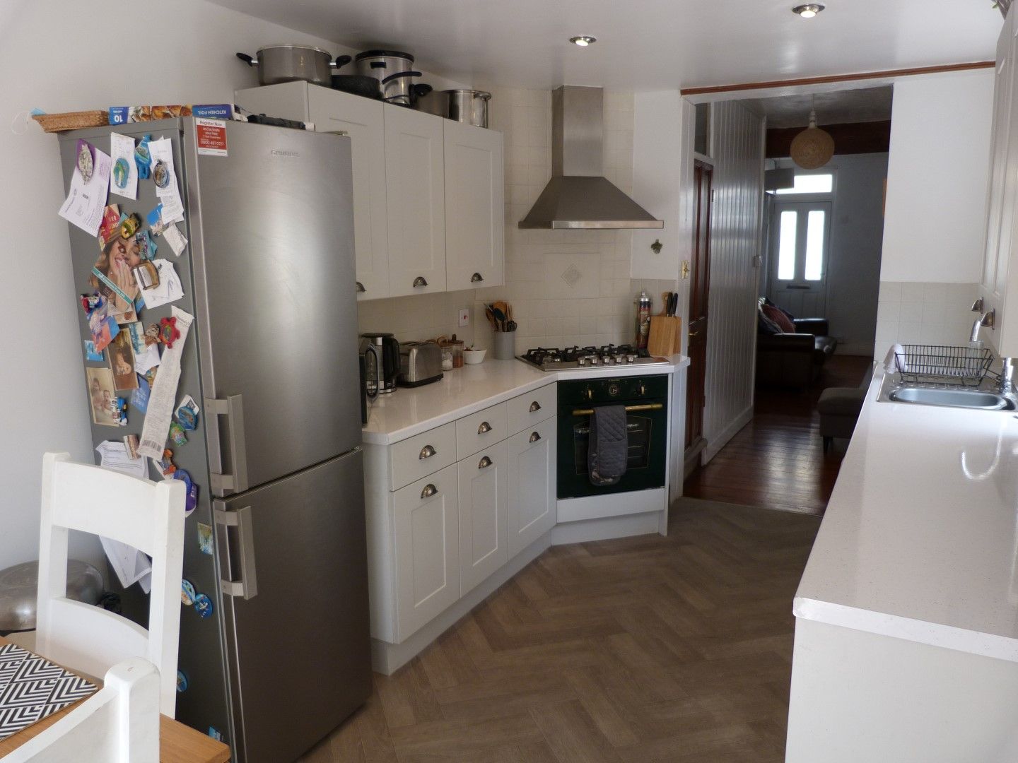 2 bedroom mid terraced house For Sale in Broadstairs - Photograph 5