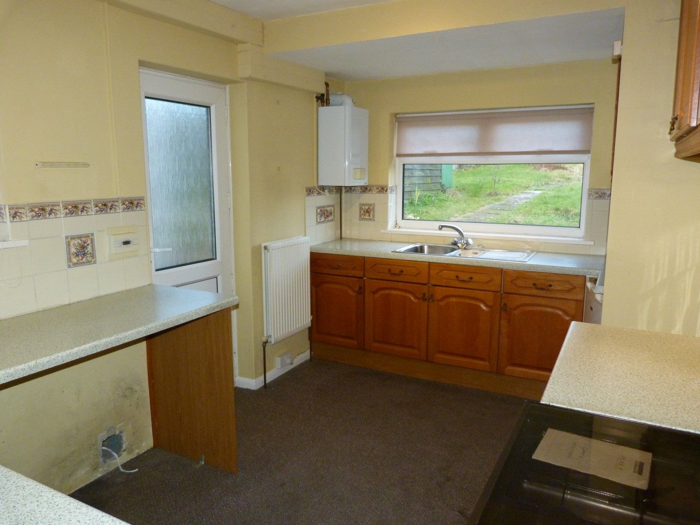 2 bedroom semi-detached bungalow For Sale in Broadstairs - Photograph 3