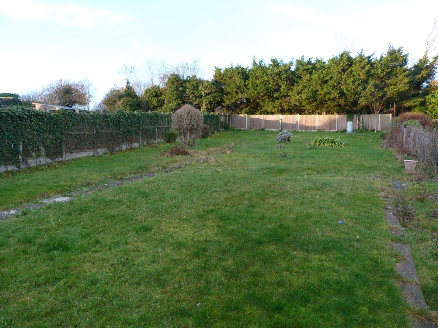 2 bedroom semi-detached bungalow For Sale in Broadstairs - Photograph 8