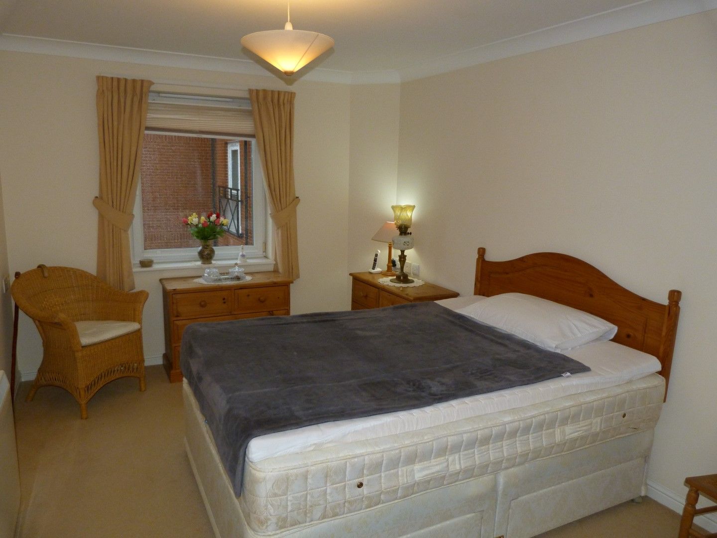 2 bedroom flat flat/apartment For Sale in Margate - Photograph 7