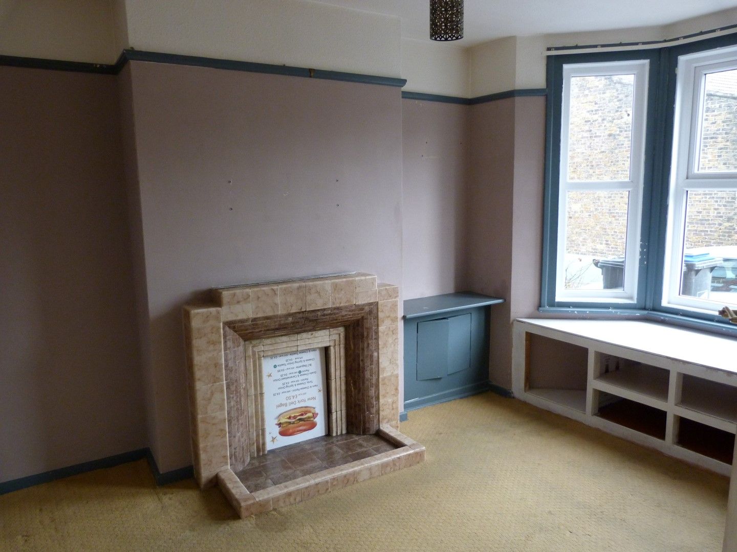 3 bedroom mid terraced house SSTC in Ramsgate - Photograph 2