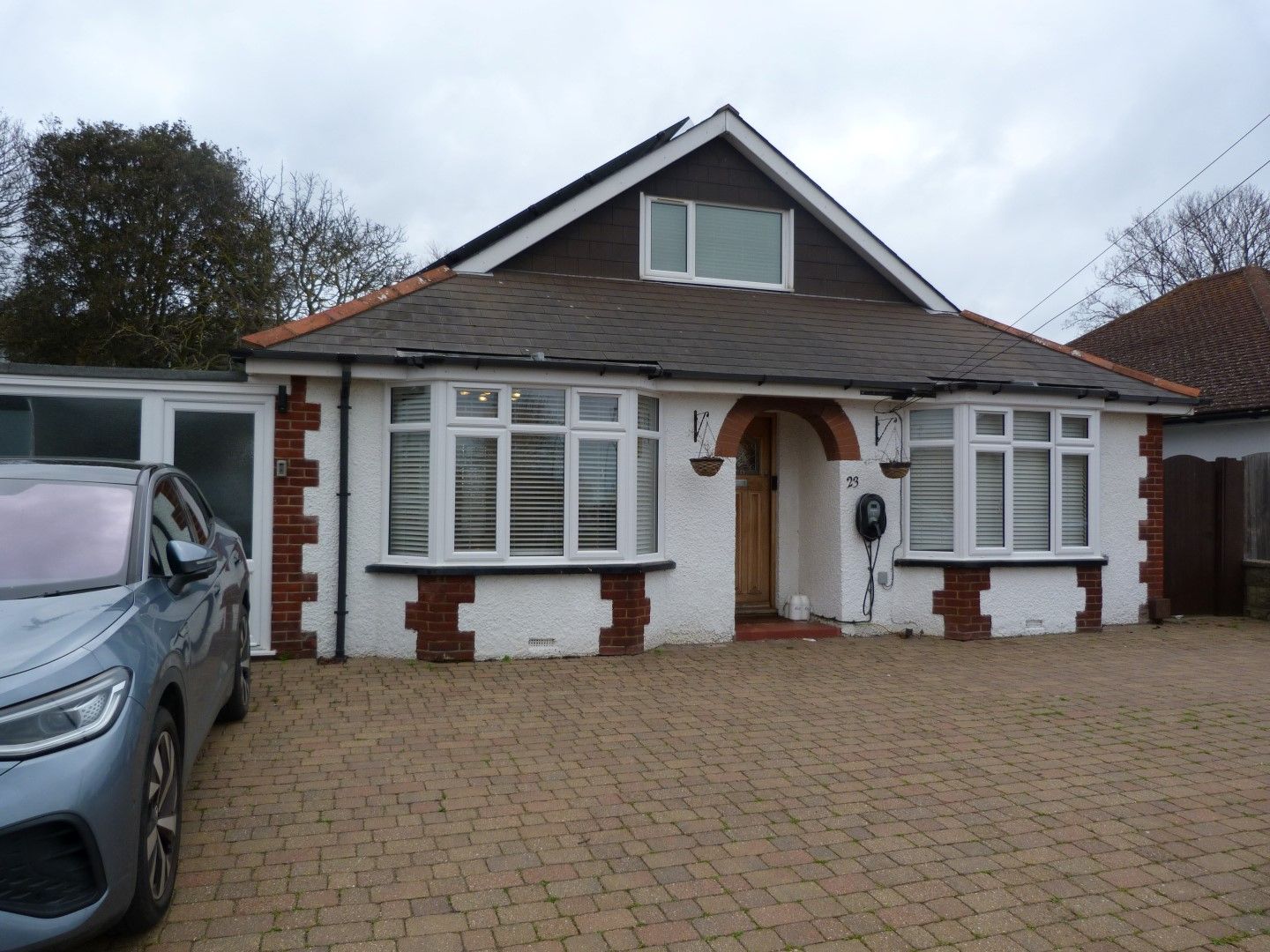 4 bedroom detached bungalow For Sale in Broadstairs - Photograph 1