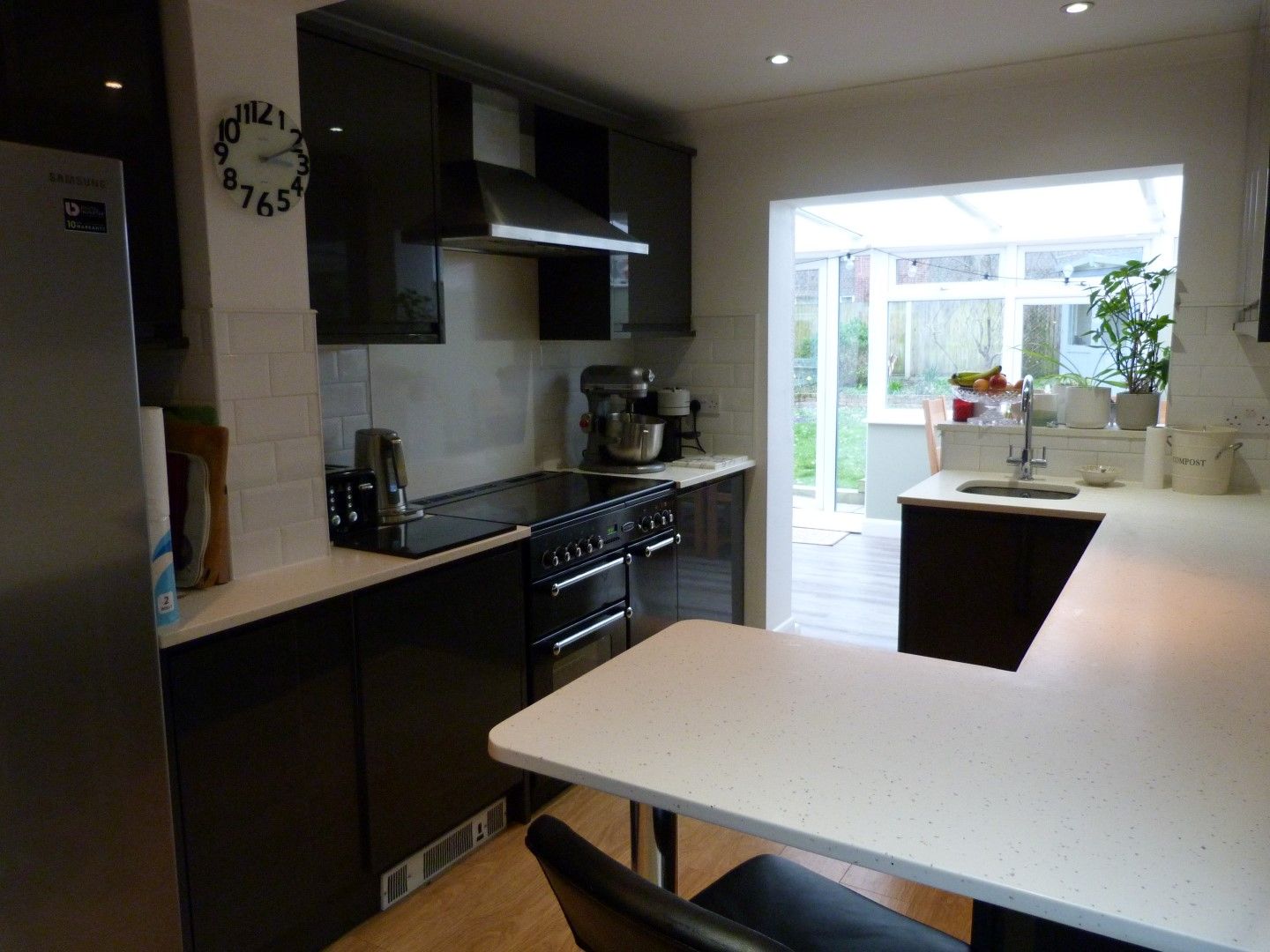 4 bedroom detached bungalow For Sale in Broadstairs - Photograph 3