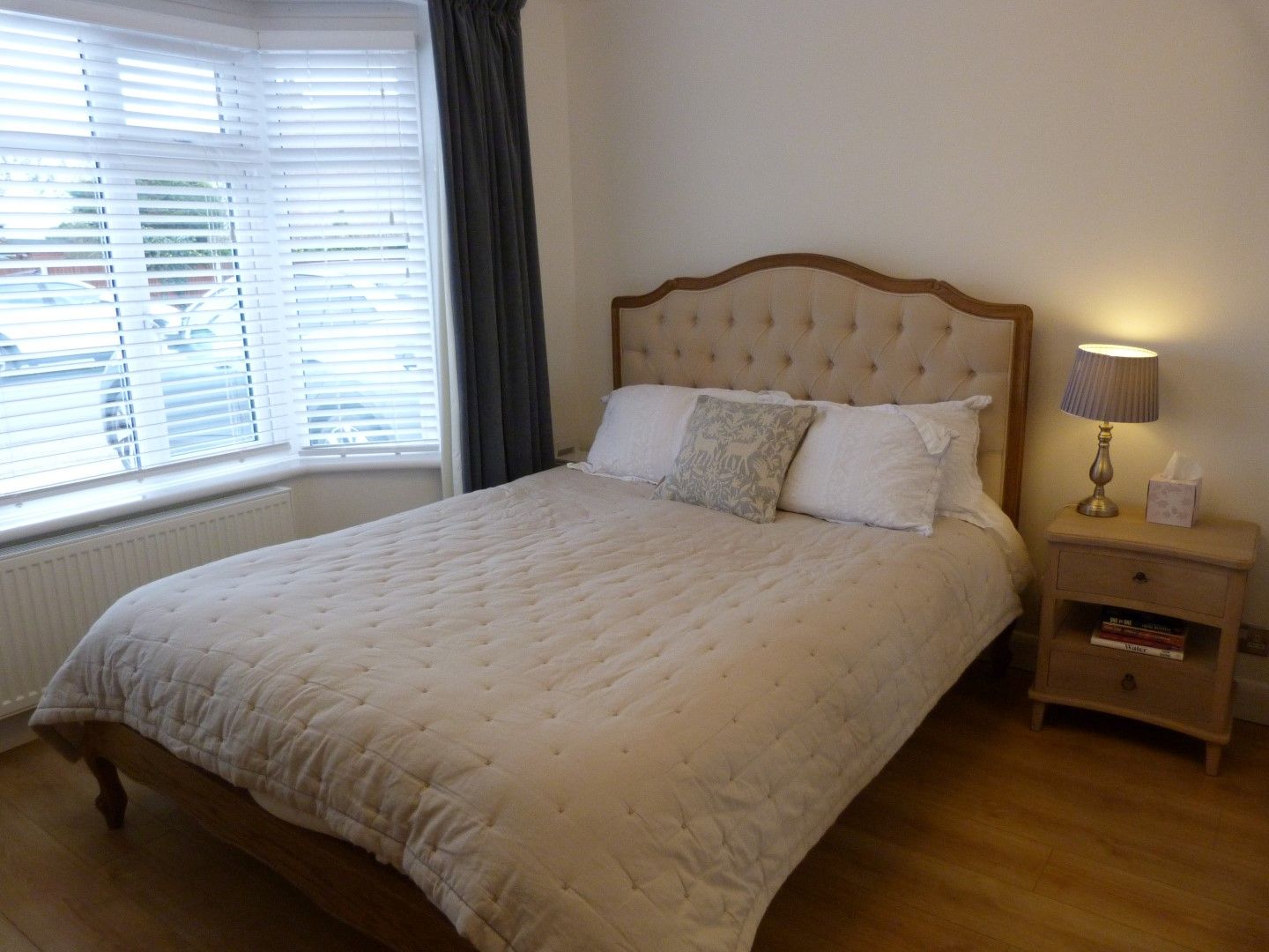 4 bedroom detached bungalow For Sale in Broadstairs - Photograph 5