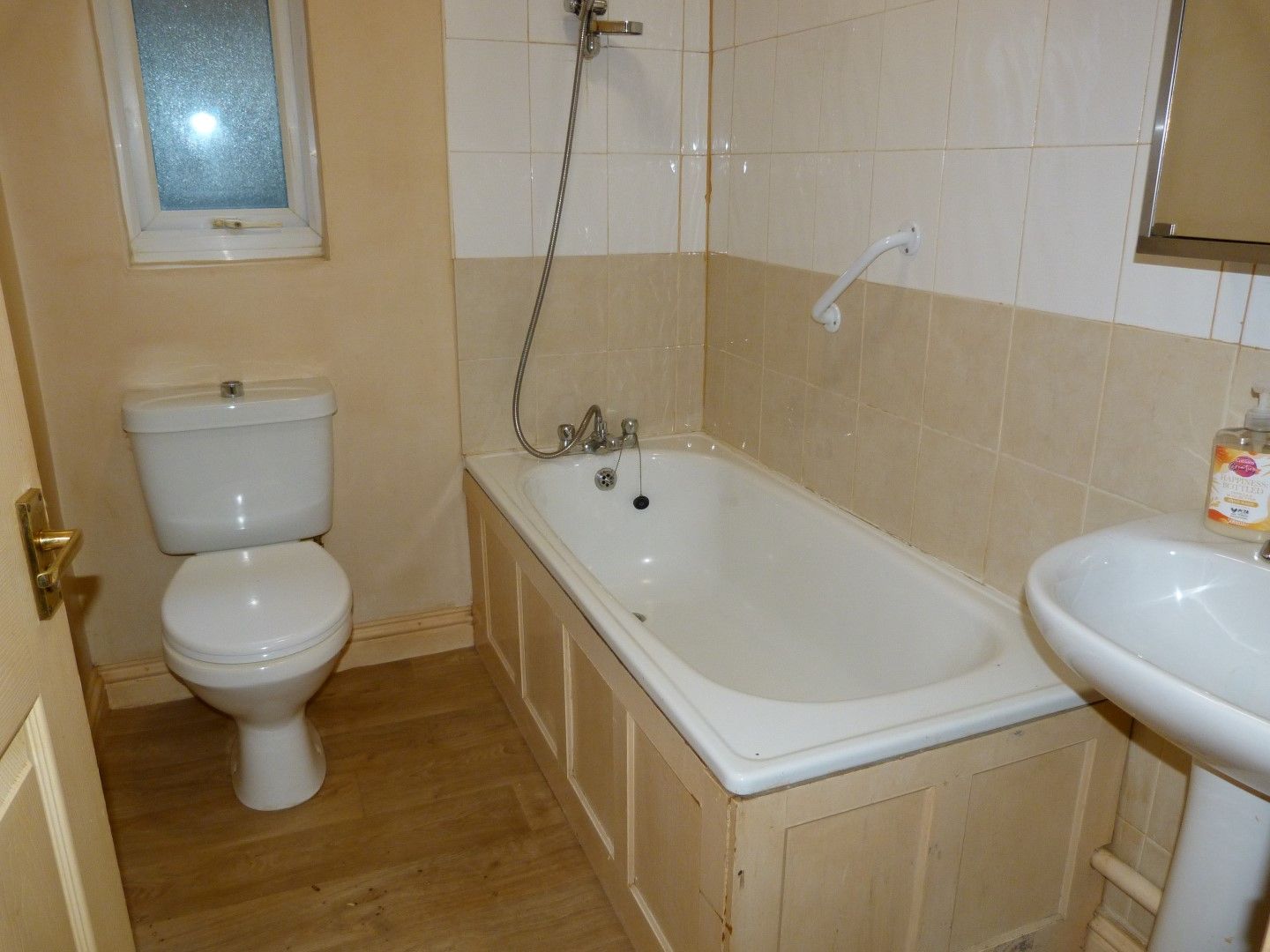 1 bedroom ground floor flat/apartment For Sale in Margate - Photograph 6