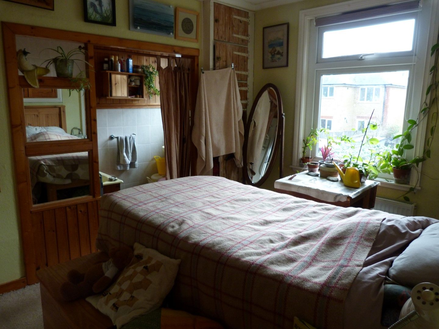 2 bedroom link detached house For Sale in Broadstairs - Photograph 4