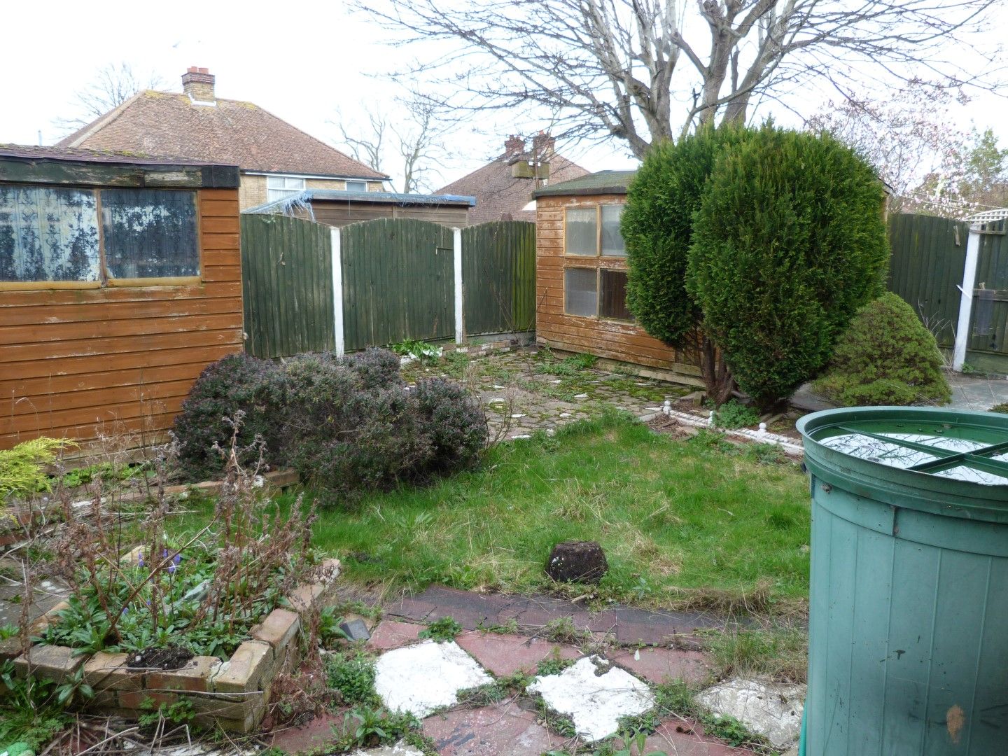 3 bedroom semi-detached house For Sale in Ramsgate - Photograph 8