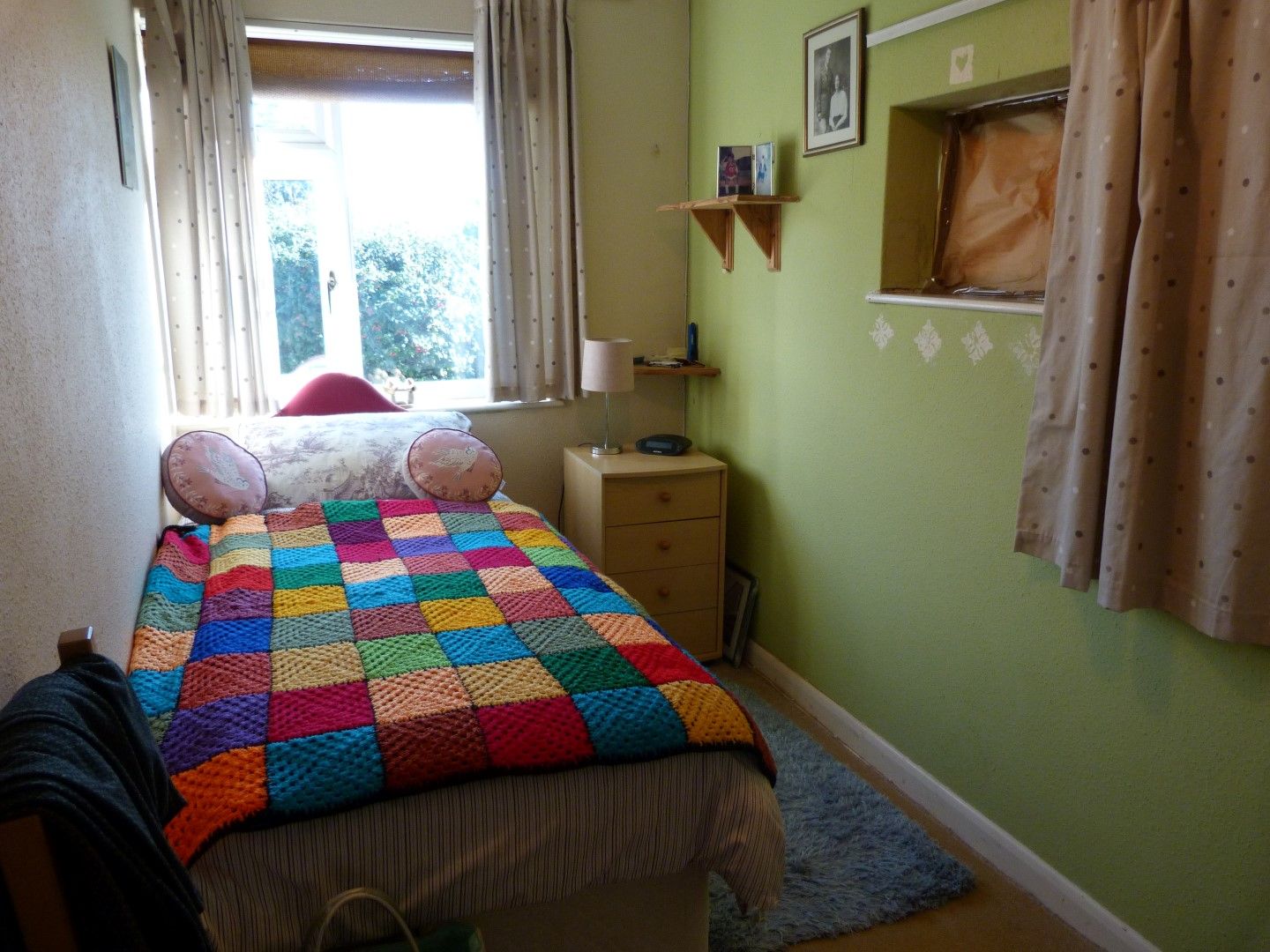 3 bedroom detached bungalow For Sale in Broadstairs - Photograph 6