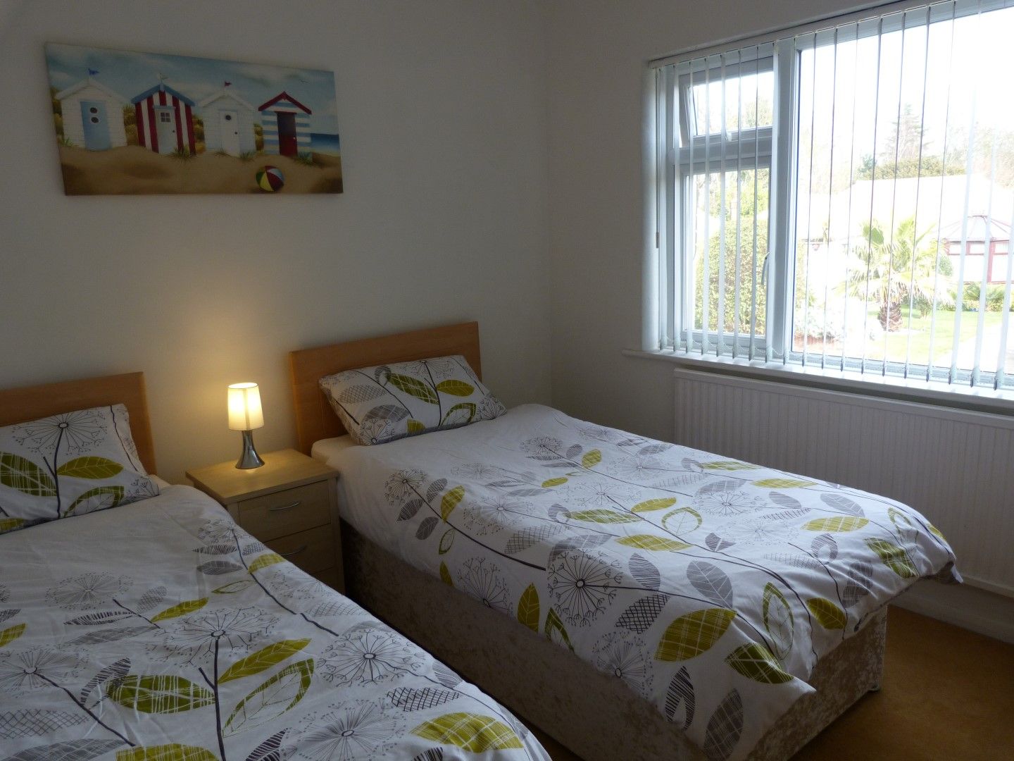 3 bedroom detached bungalow For Sale in Broadstairs - Photograph 7