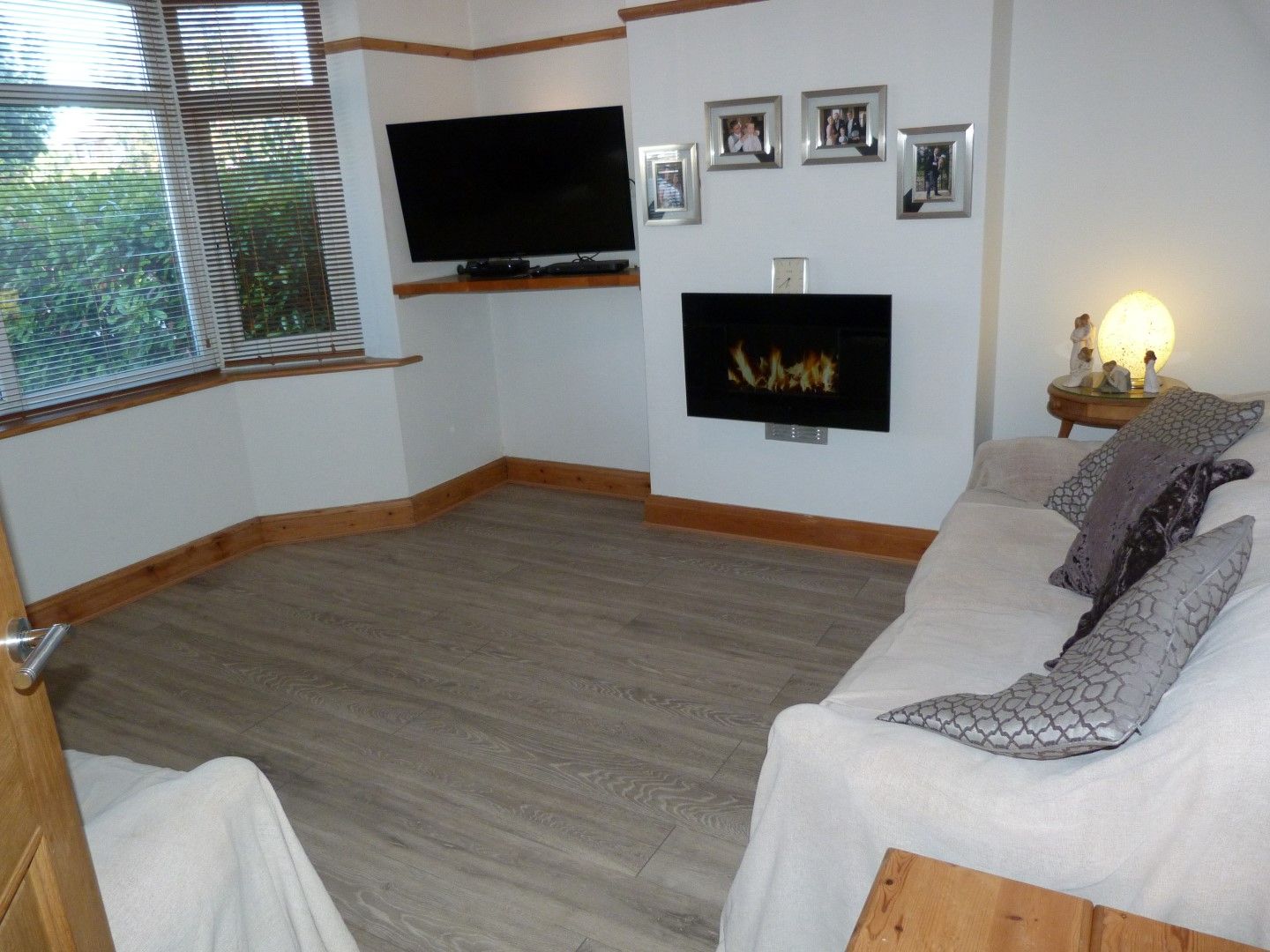 4 bedroom semi-detached house For Sale in Margate - Photograph 3