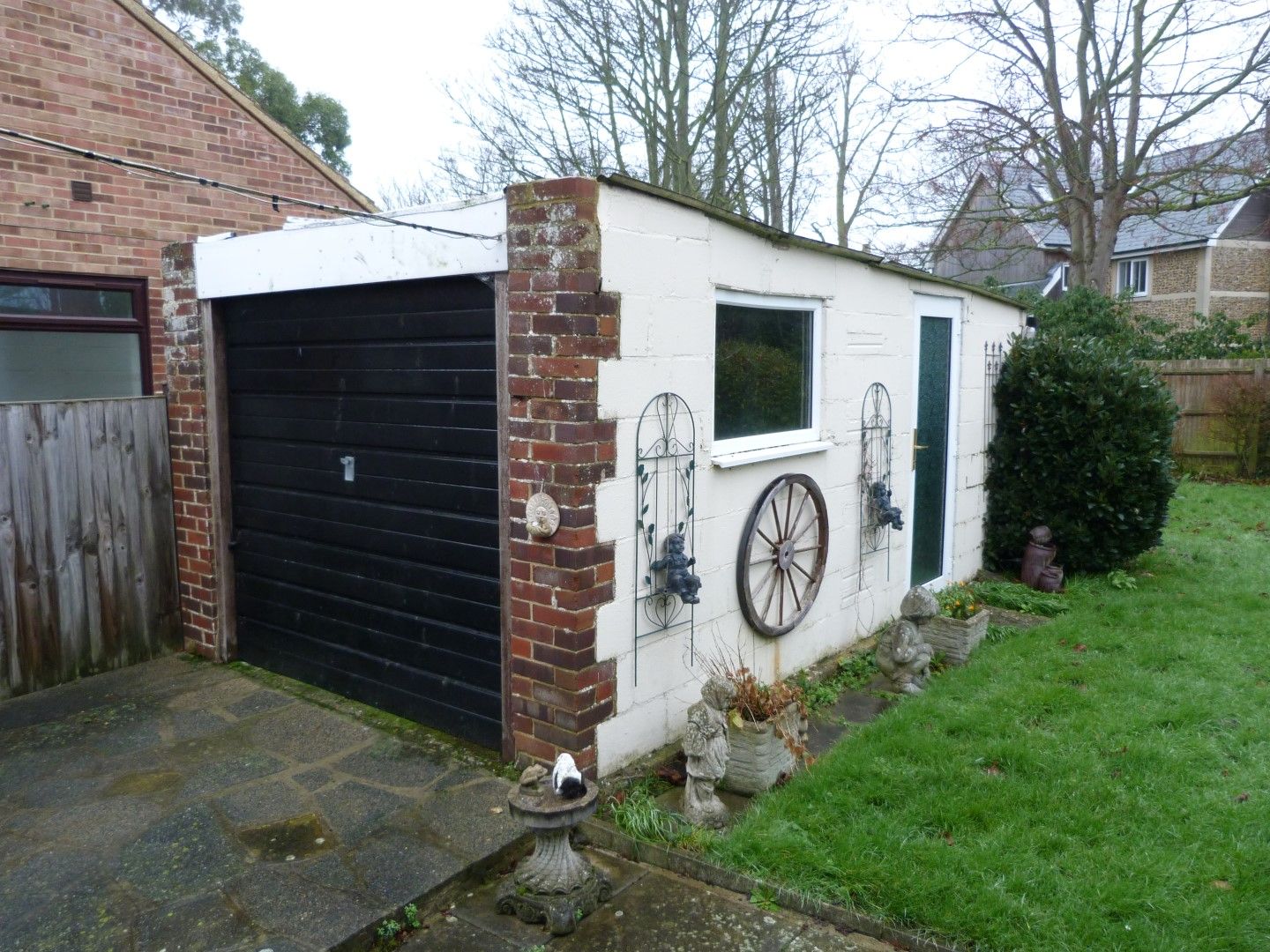 2 bedroom semi-detached bungalow For Sale in Broadstairs - Photograph 9