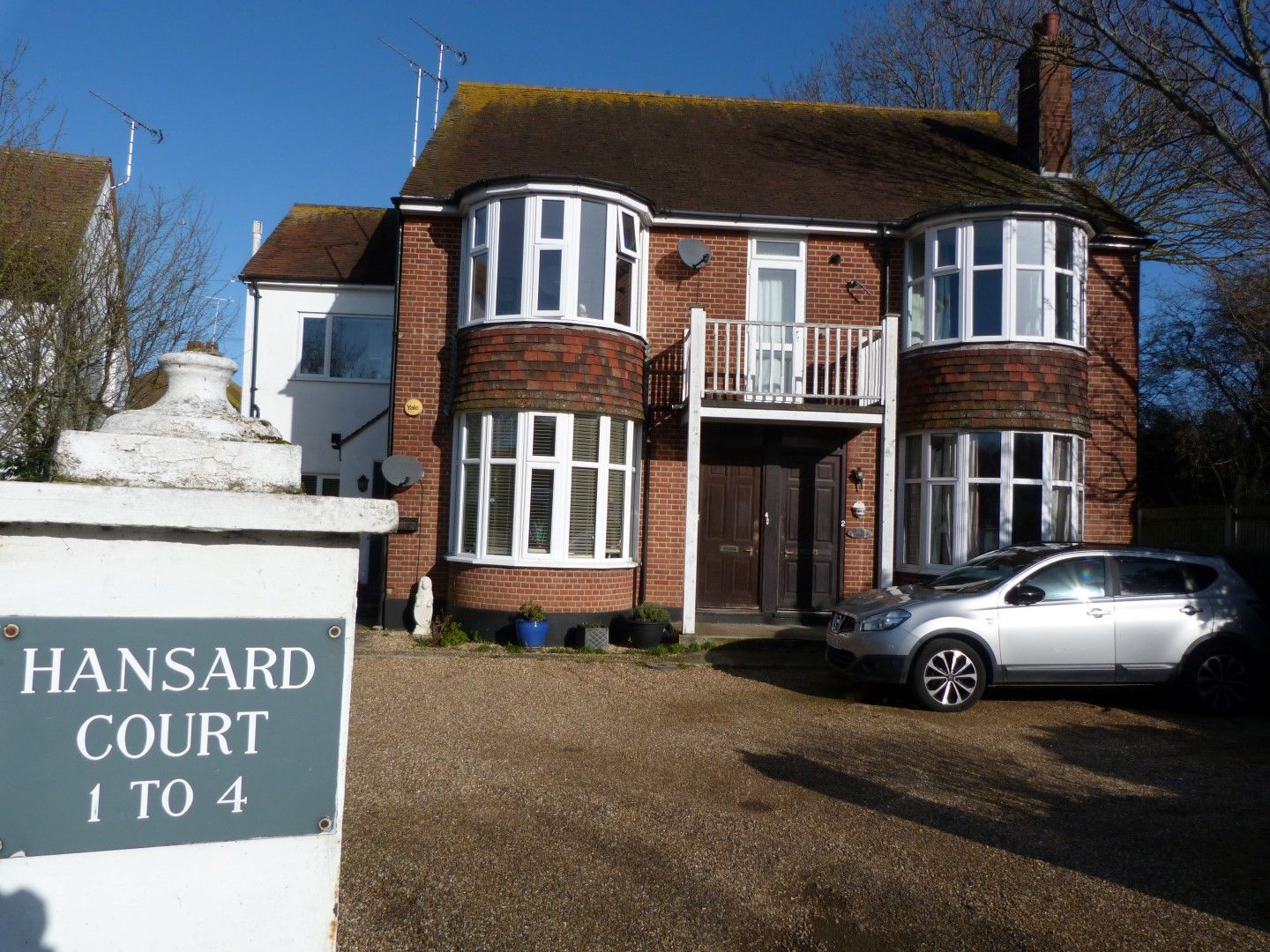 1 bedroom ground floor flat/apartment For Sale in Margate - Photograph 1