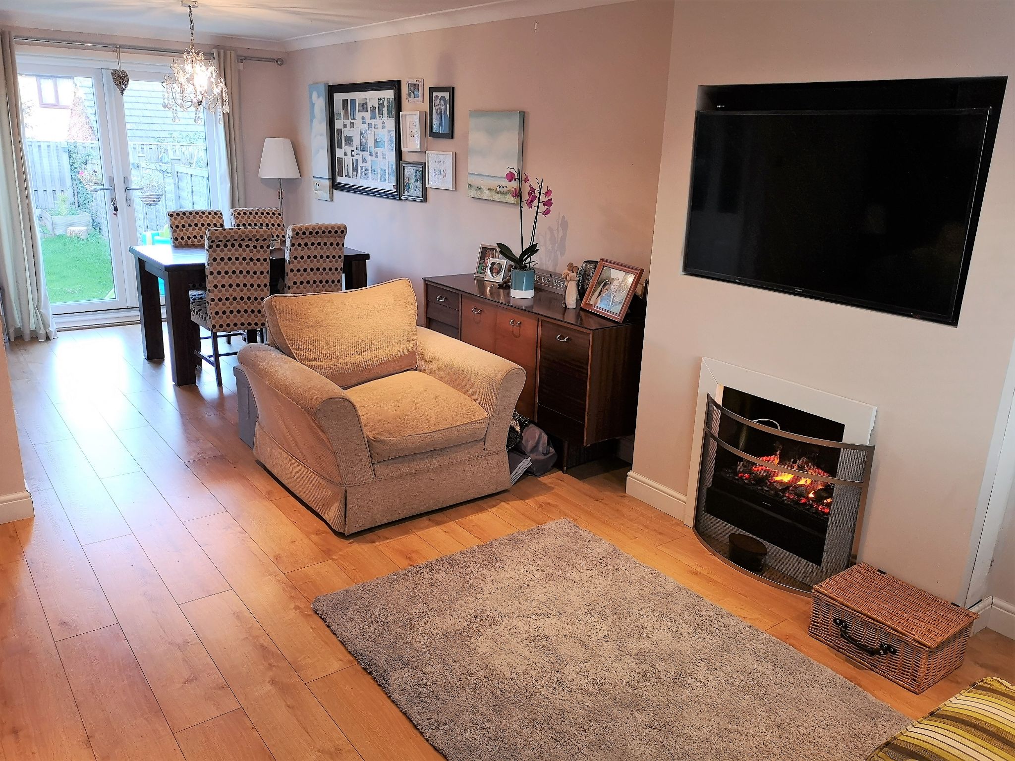 3 bedroom semi-detached house SSTC in Huddersfield - Photograph 2