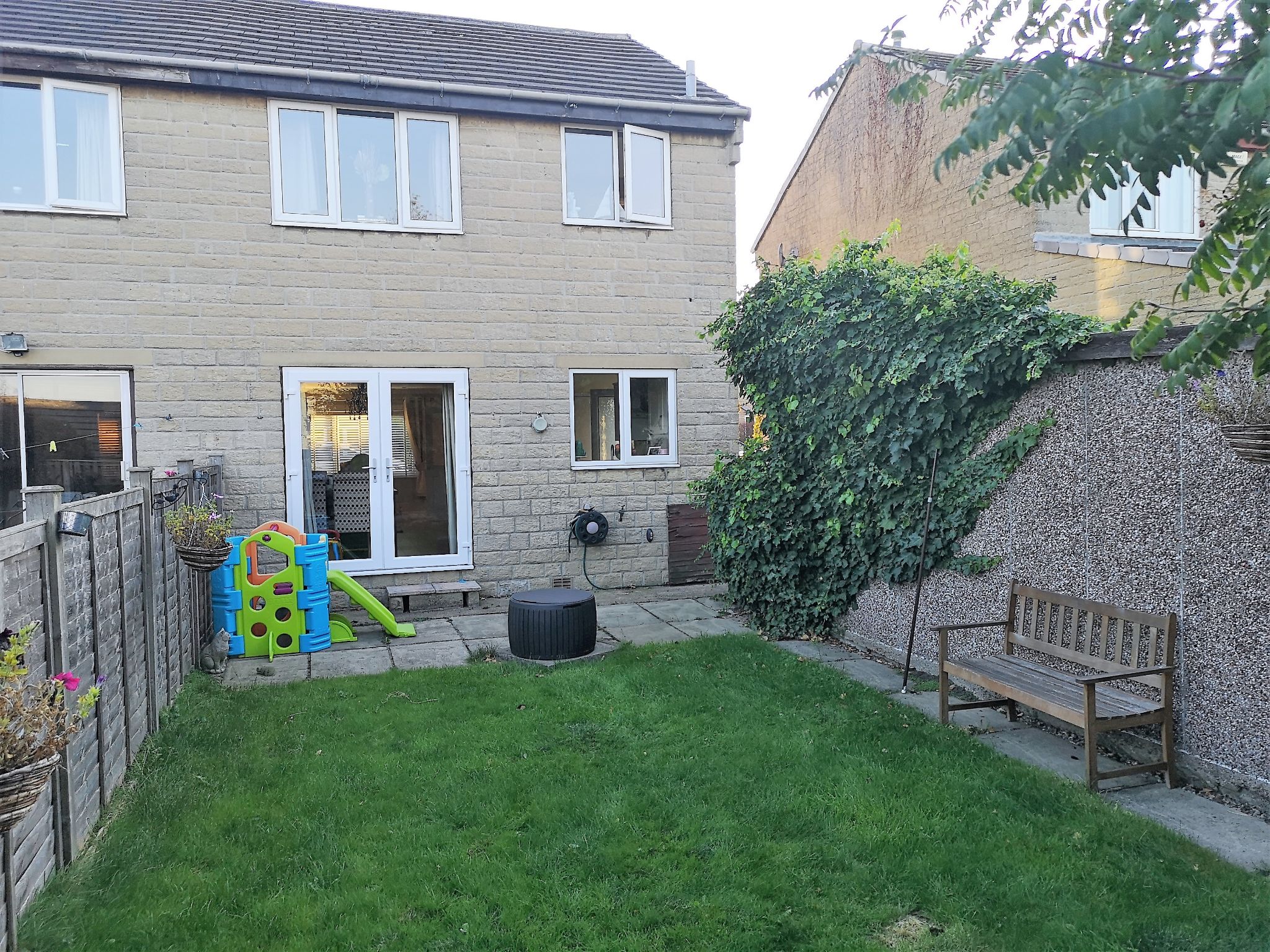 3 bedroom semi-detached house SSTC in Huddersfield - Photograph 14