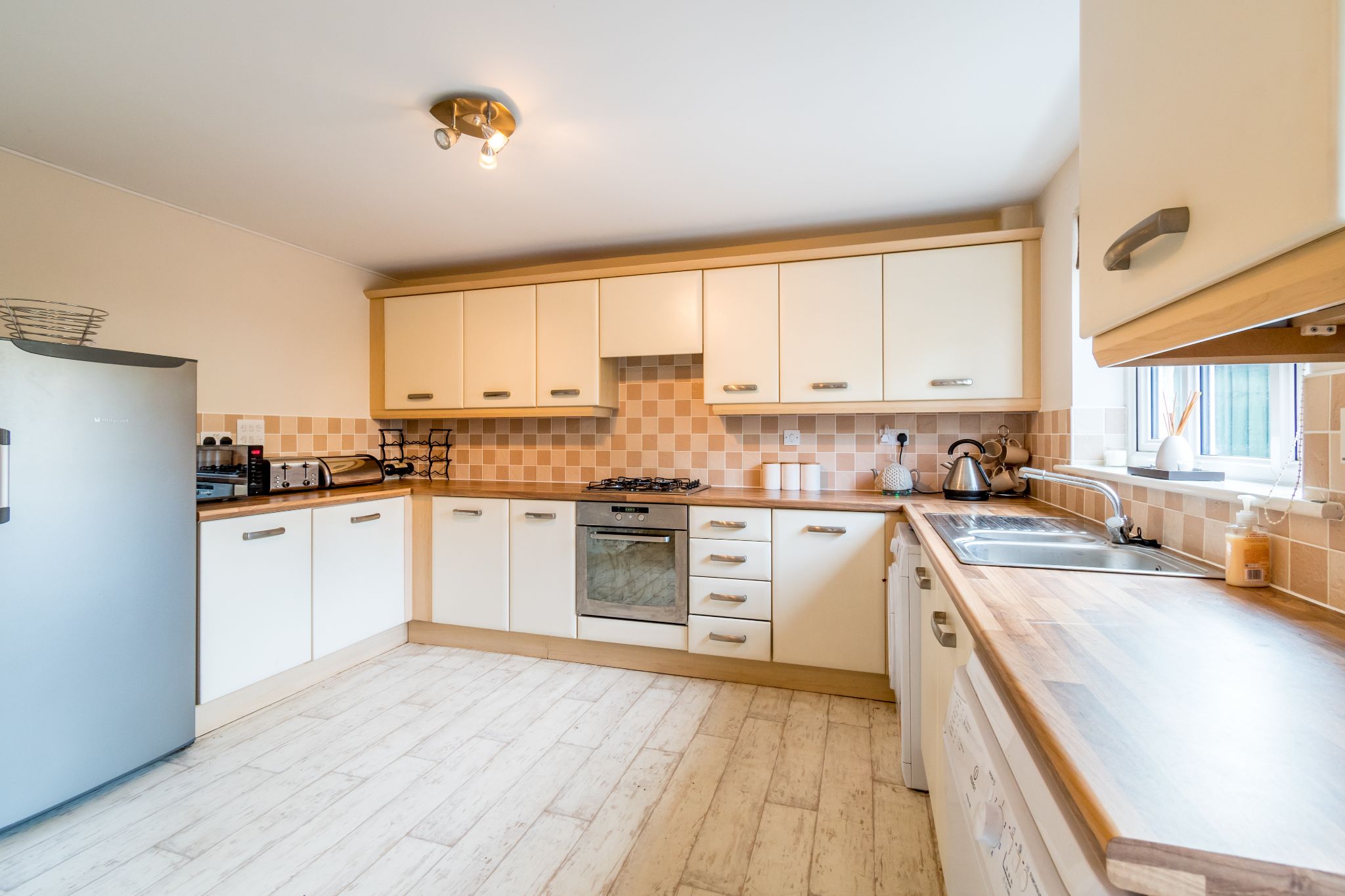 4 bedroom mid terraced house SSTC in Brighouse - Photograph 2