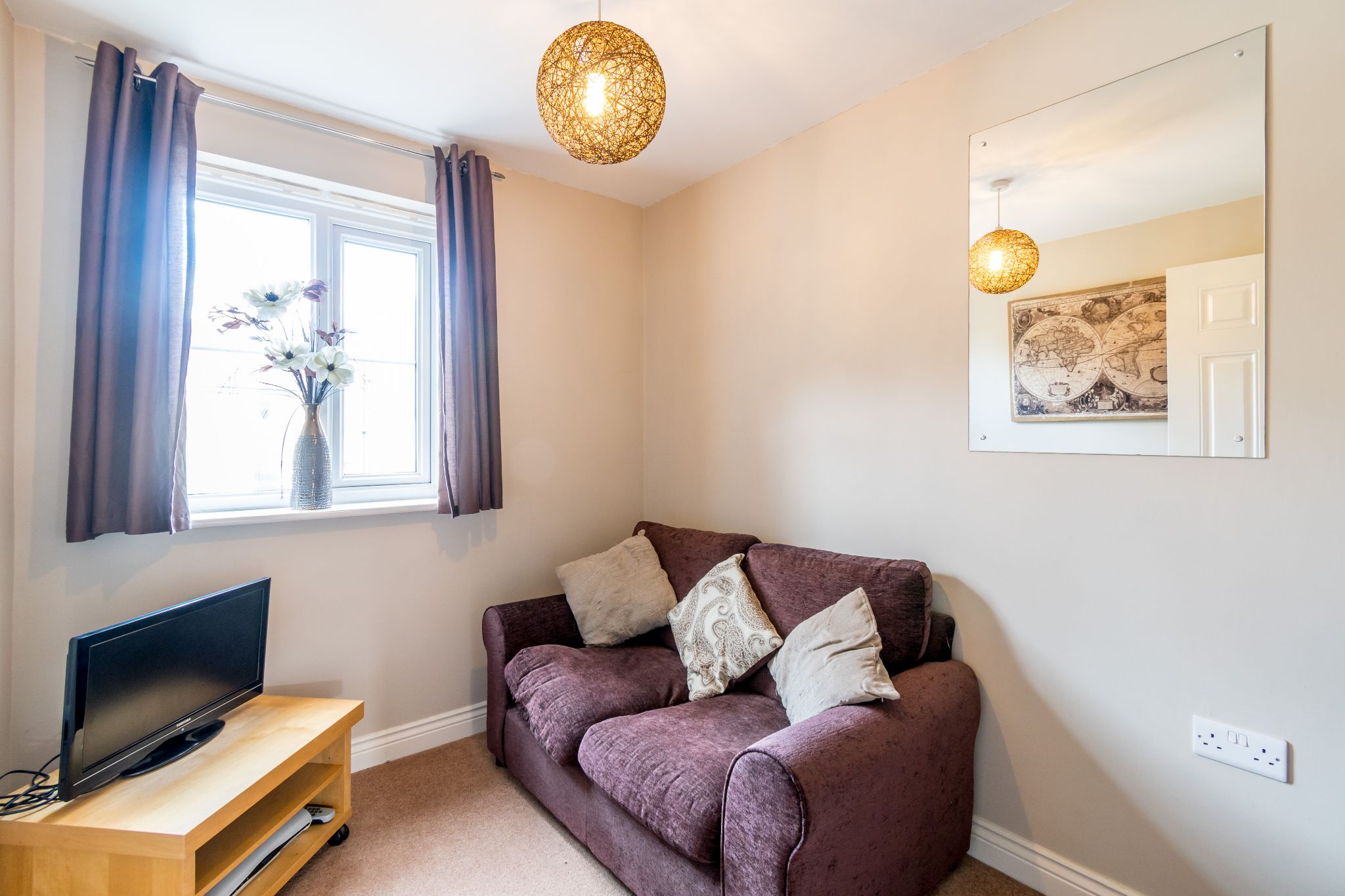 4 bedroom mid terraced house SSTC in Brighouse - Photograph 9
