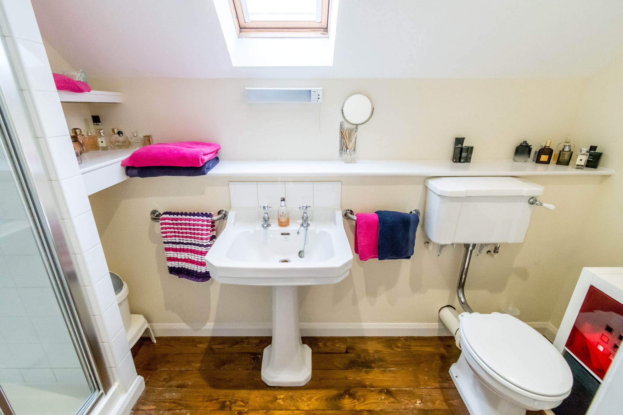 3 bedroom detached house SSTC in Brighouse - En-suite