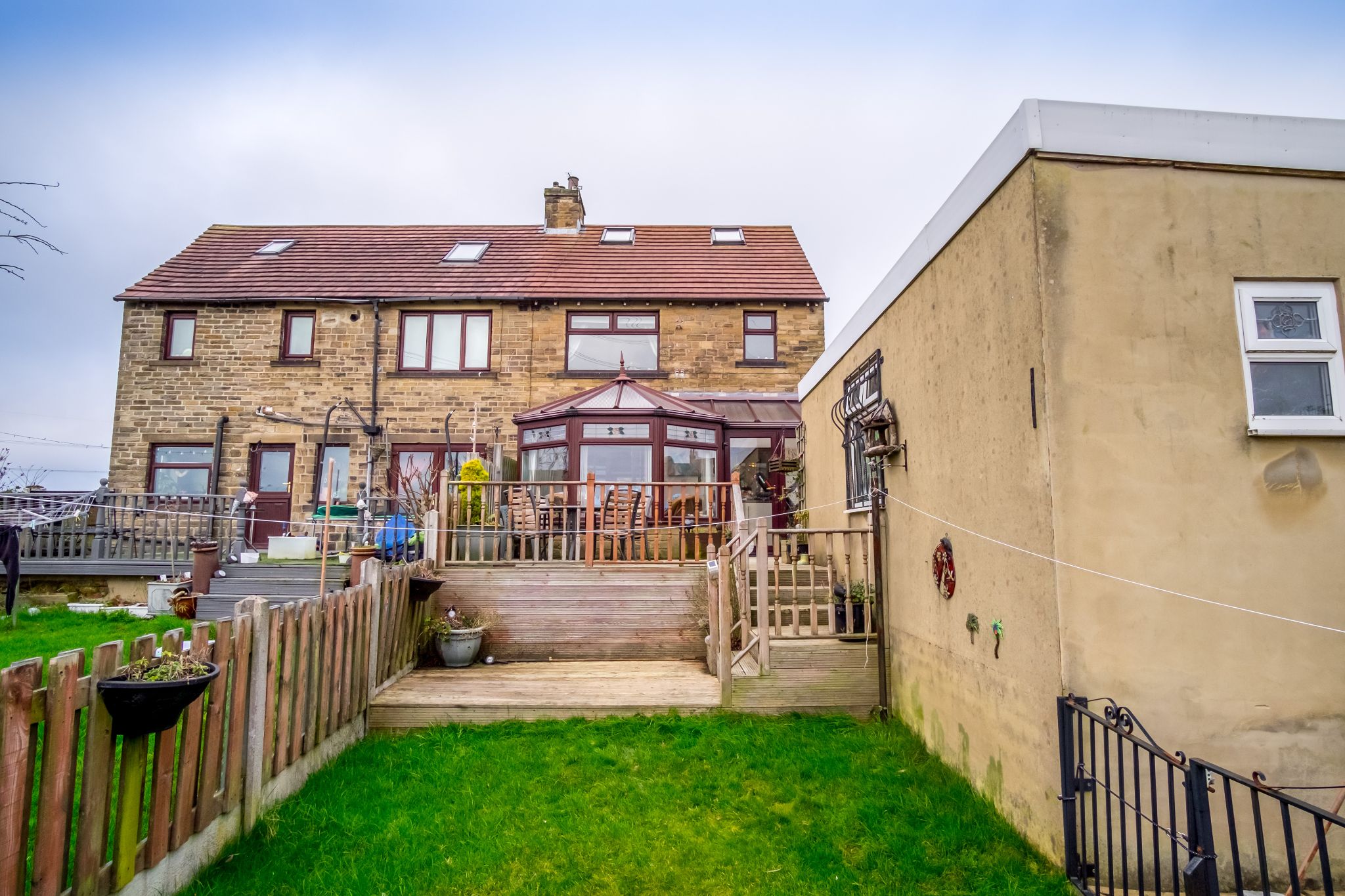 4 bedroom semi-detached house For Sale in Halifax - Rear aspect and garden