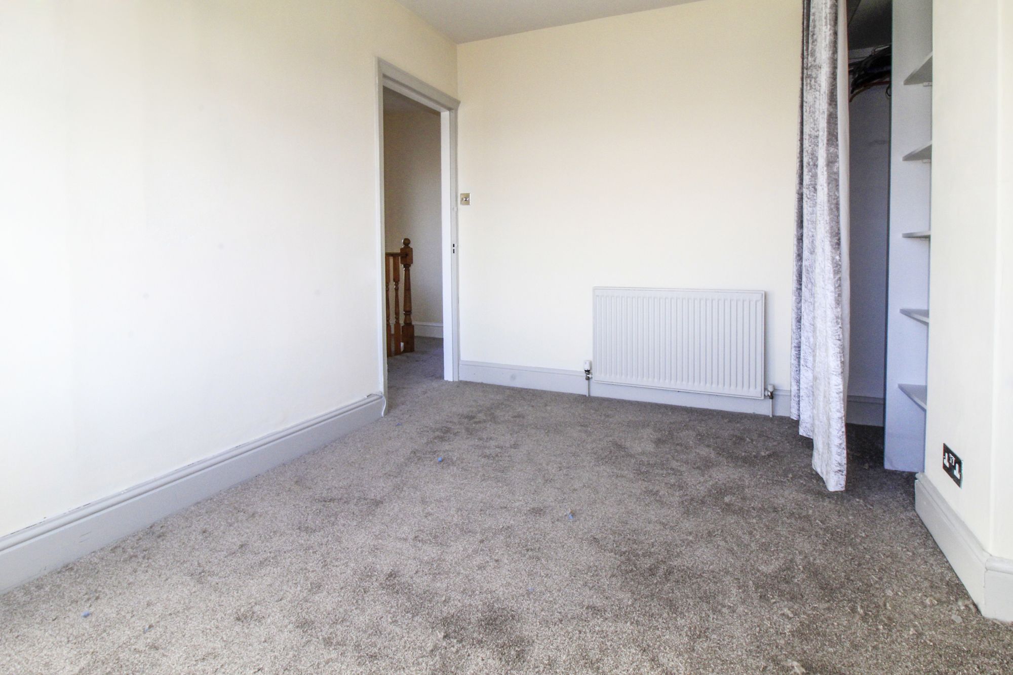 3 bedroom semi-detached house To Let in Shipley - Bedroom
