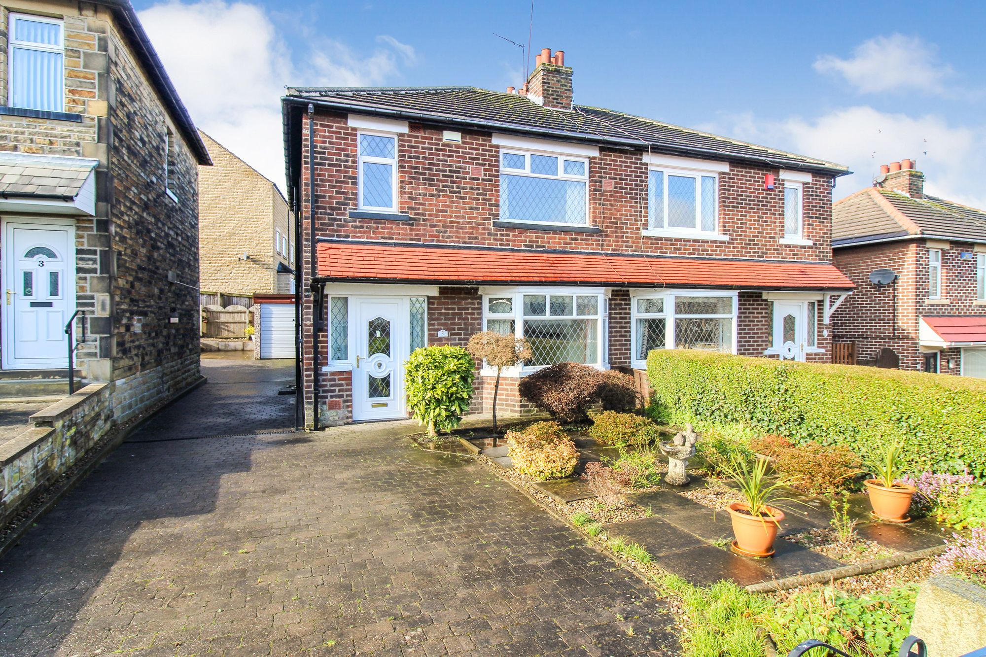 3 bedroom semi-detached house SSTC in Brighouse - Photograph 1