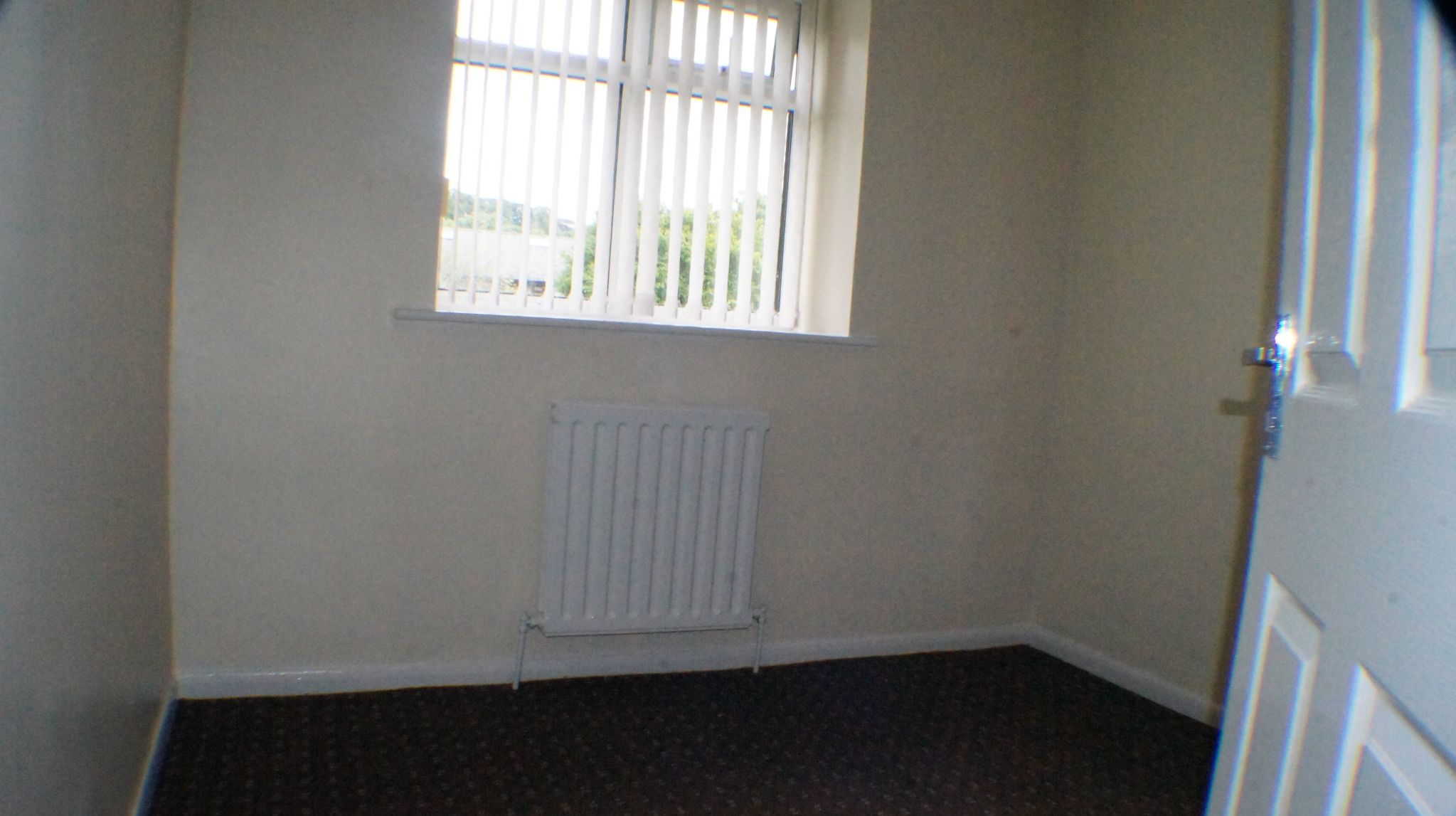 3 bedroom semi-detached house To Let in Bradford - Property photograph.