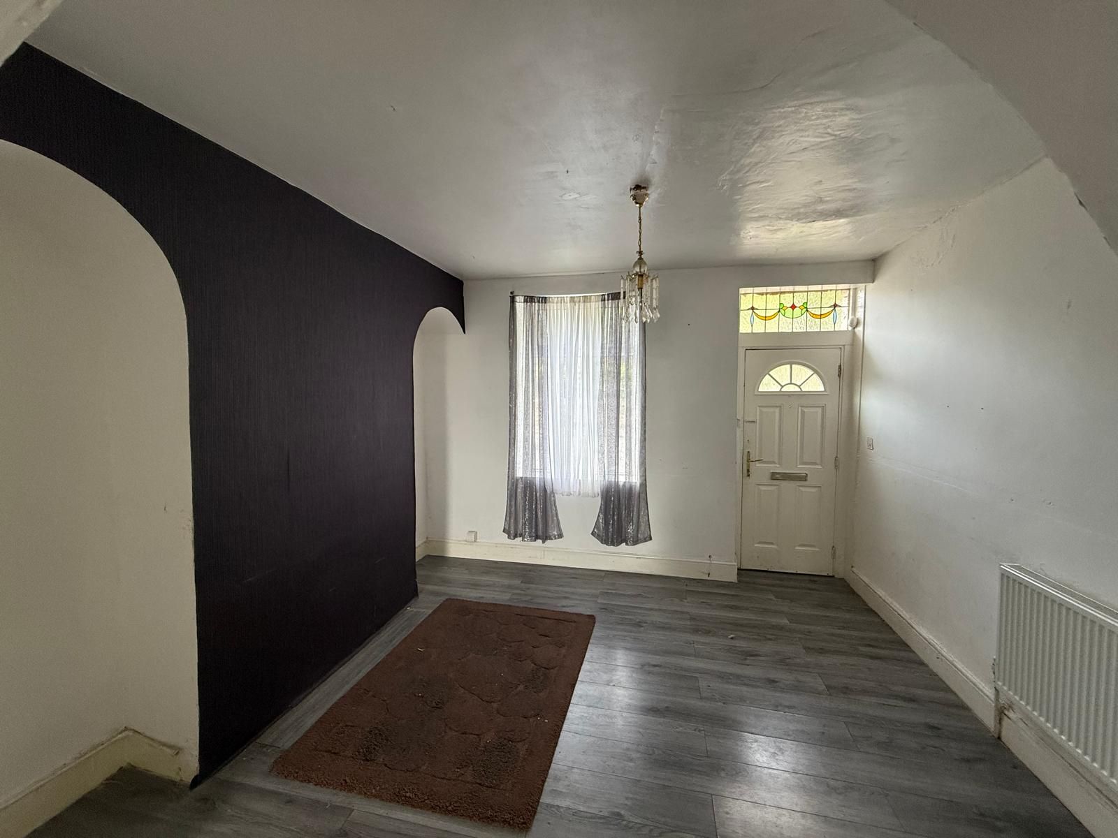 2 bedroom mid terraced house To Let in Bradford - Property photograph.