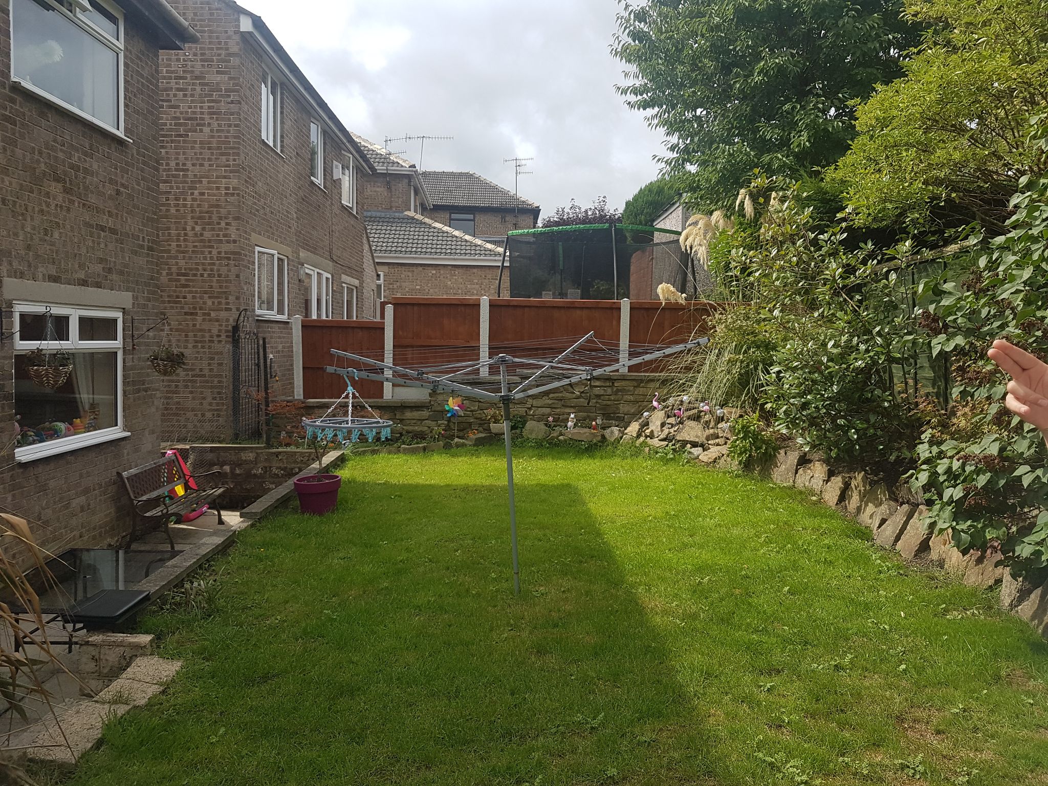 3 bedroom detached house in Bradford - Photograph 15.