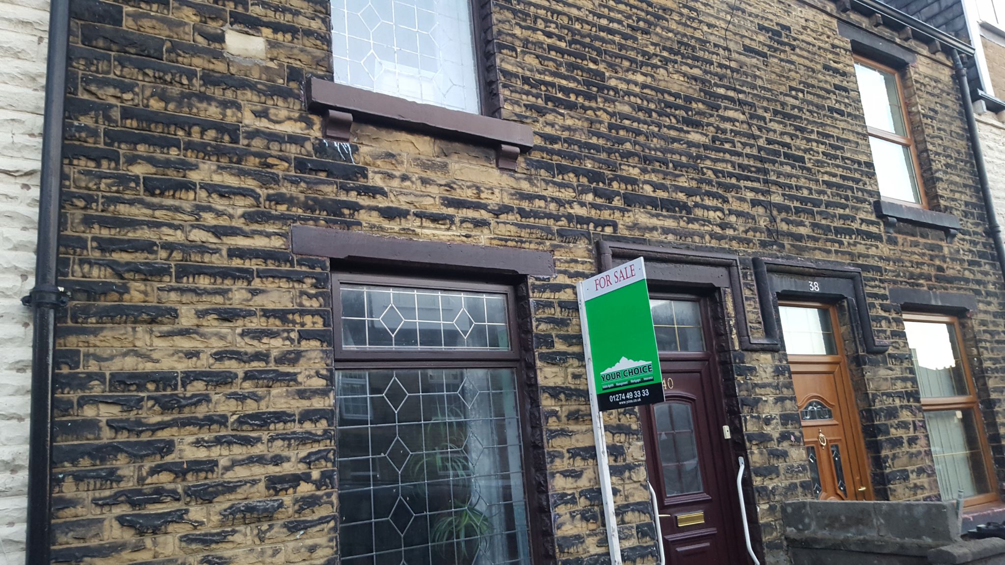 Abingdon Street, Bradford, BD8 3 bedroom mid terraced house Sold in
