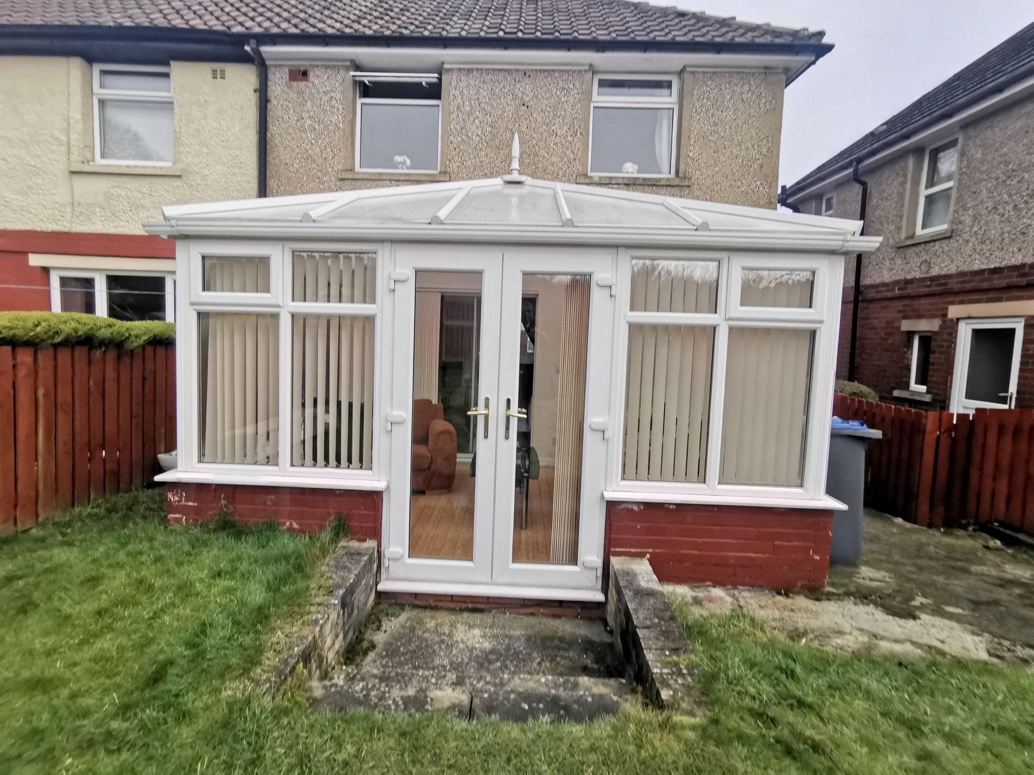3 bedroom semi-detached house in Bradford - Photograph 19.