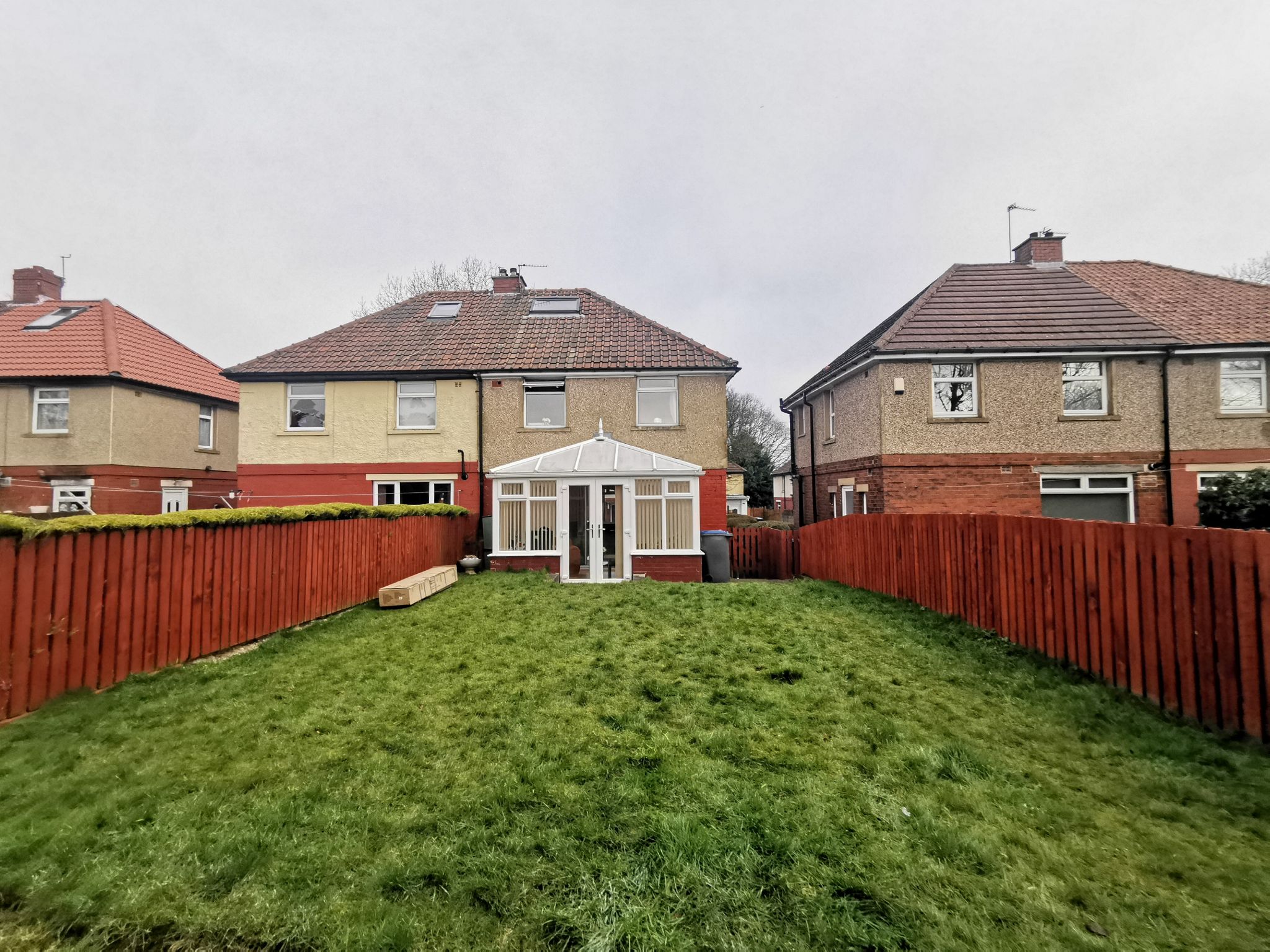 3 bedroom semi-detached house in Bradford - Photograph 21.