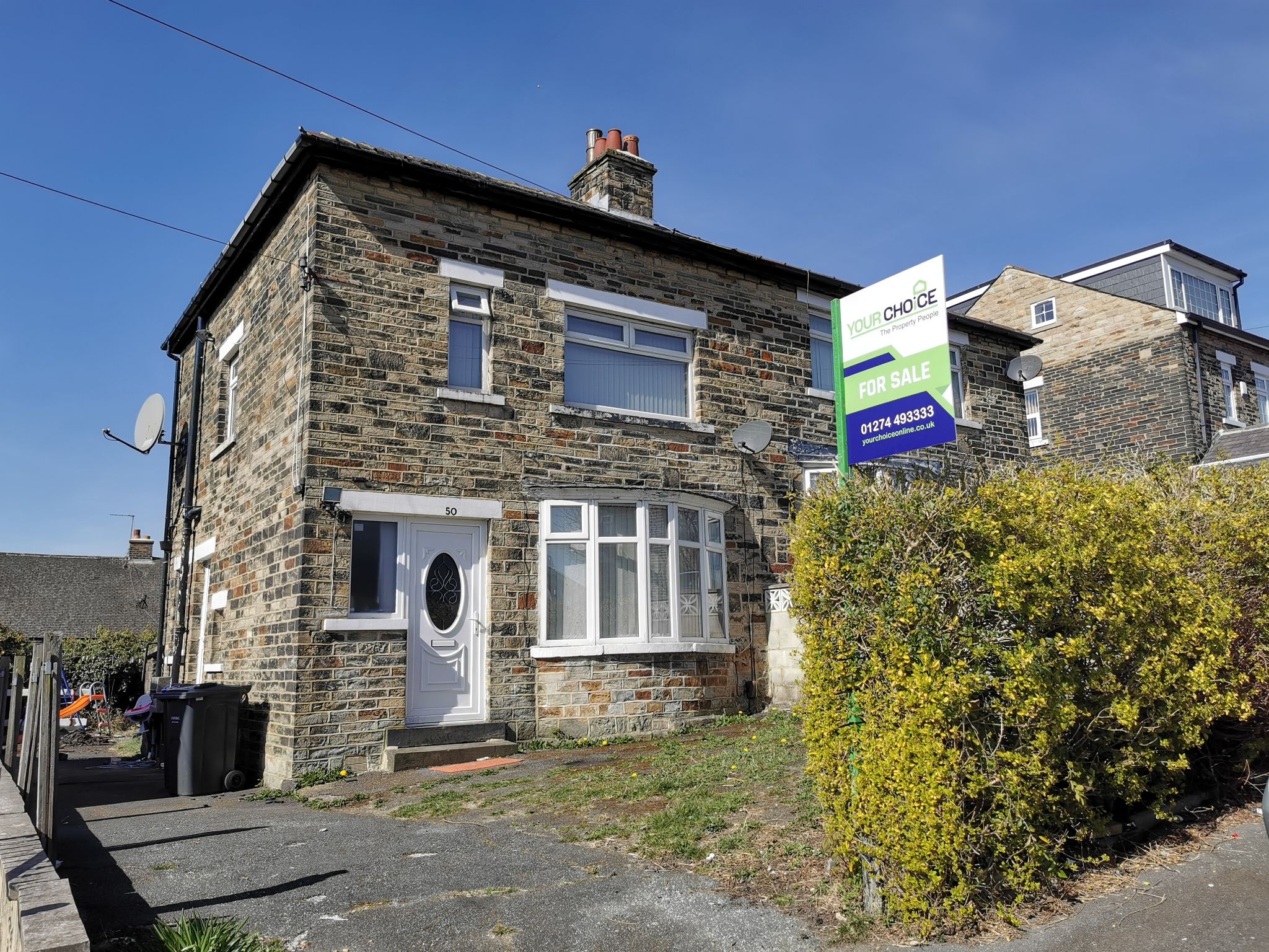 3 bedroom semi-detached house in Bradford - Photograph 1.