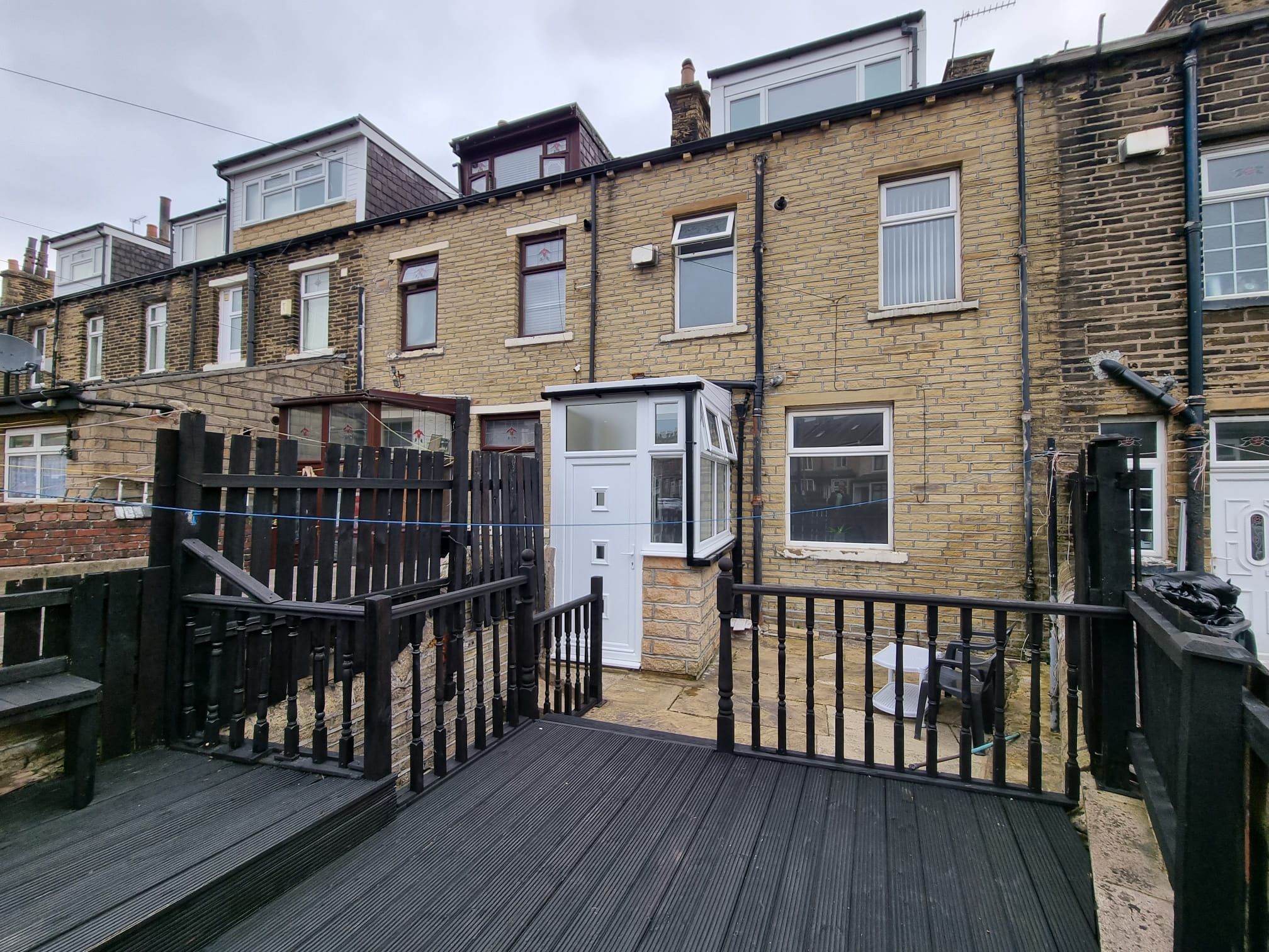 4 bedroom mid terraced house For Sale in Bradford - Rear Elevation.