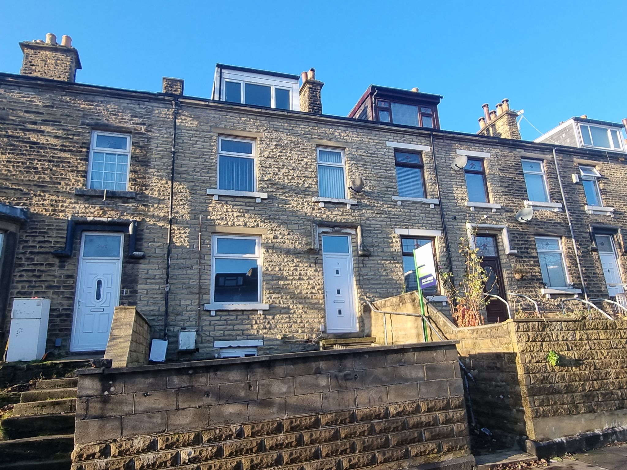 4 bedroom mid terraced house For Sale in Bradford - Photograph 1.