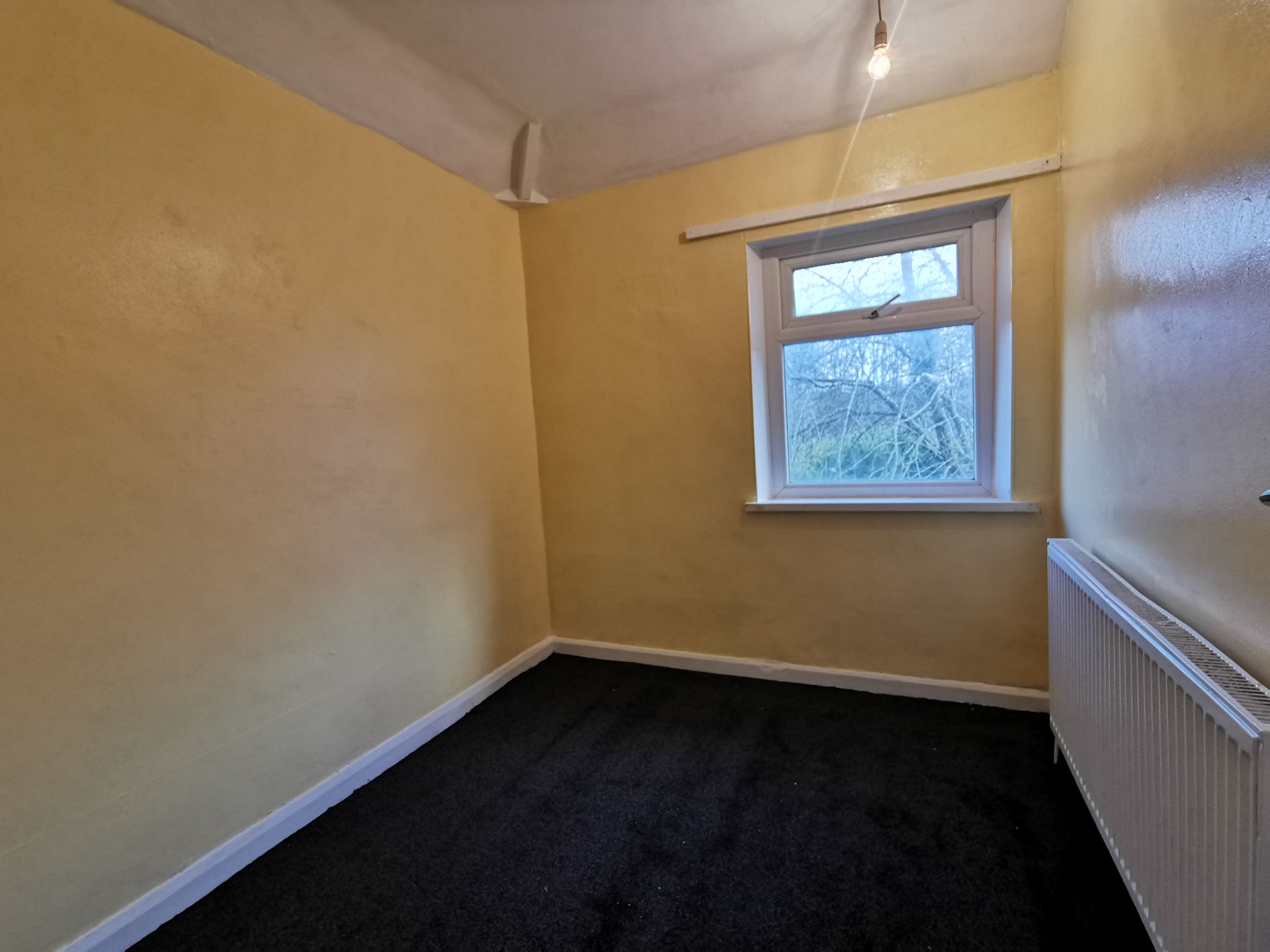 3 bedroom semi-detached house SSTC in Bradford - Photograph 10.