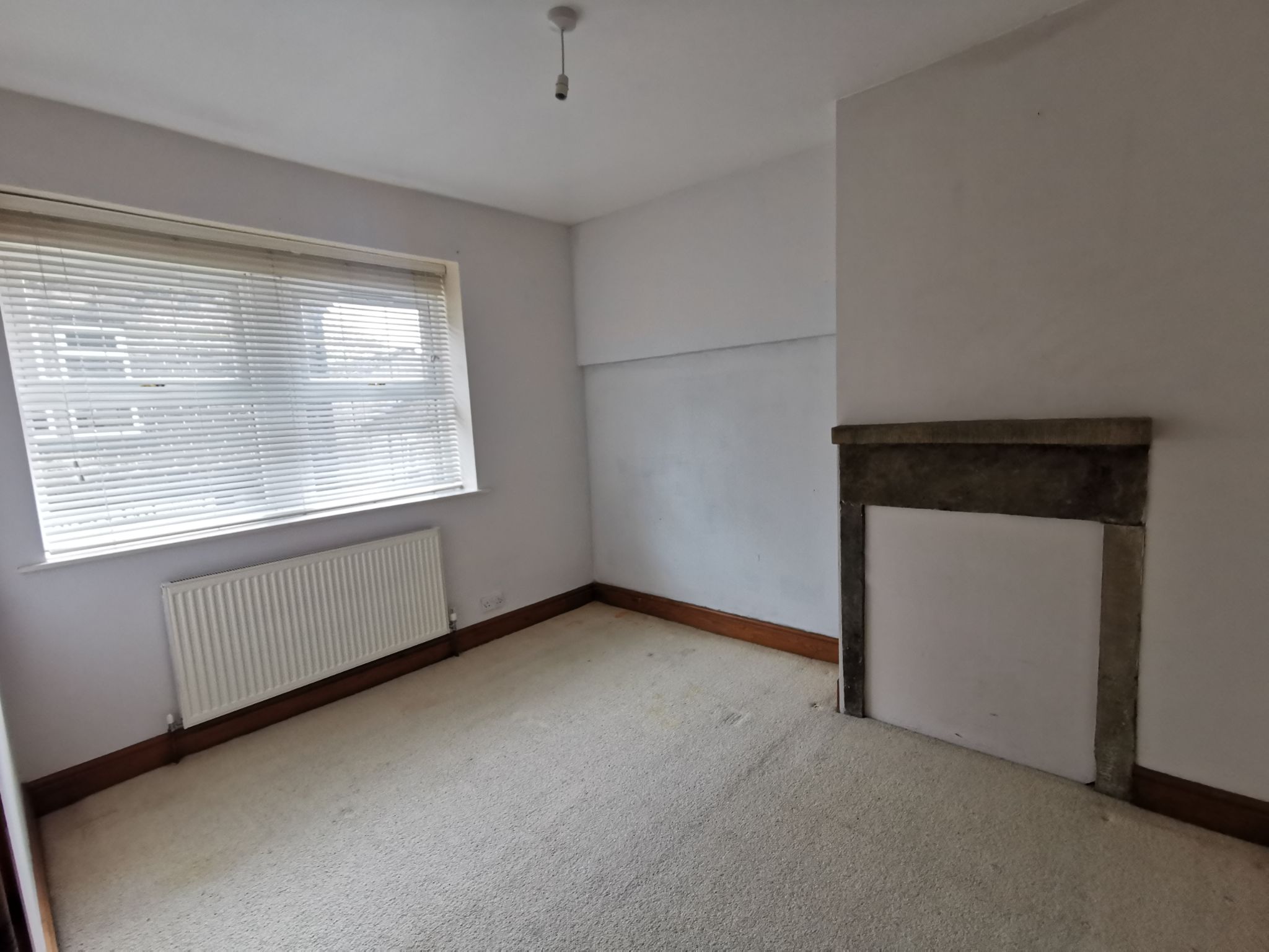 2 bedroom mid terraced house Sold in Bradford - Photograph 4.