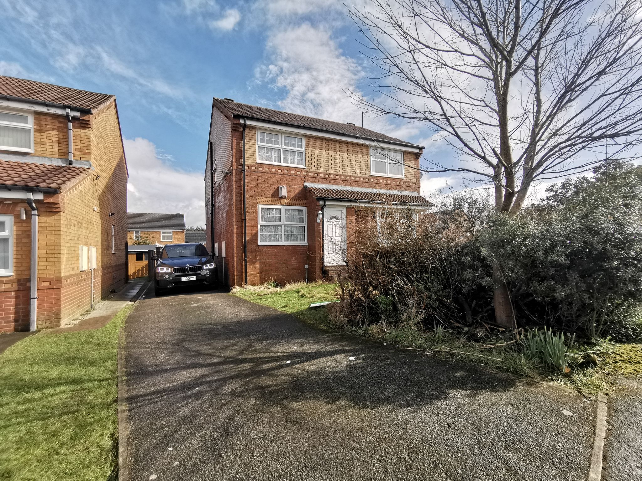 2 bedroom semi-detached house SSTC in Bradford - Photograph 1.