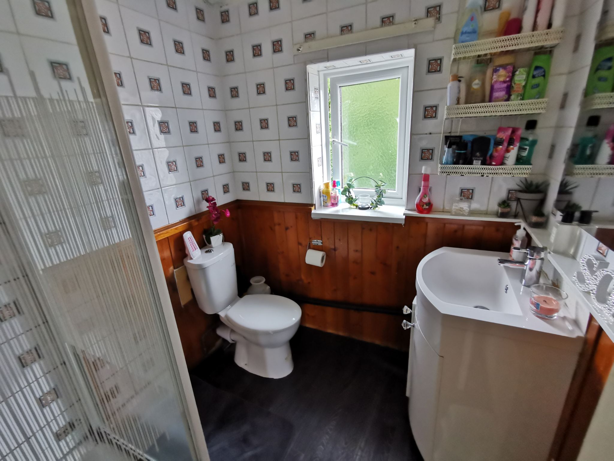 2 bedroom mid terraced house SSTC in Bradford - Photograph 11.