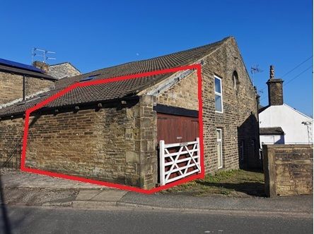3 bedroom detached house For Sale in Bradford - Photograph 6.