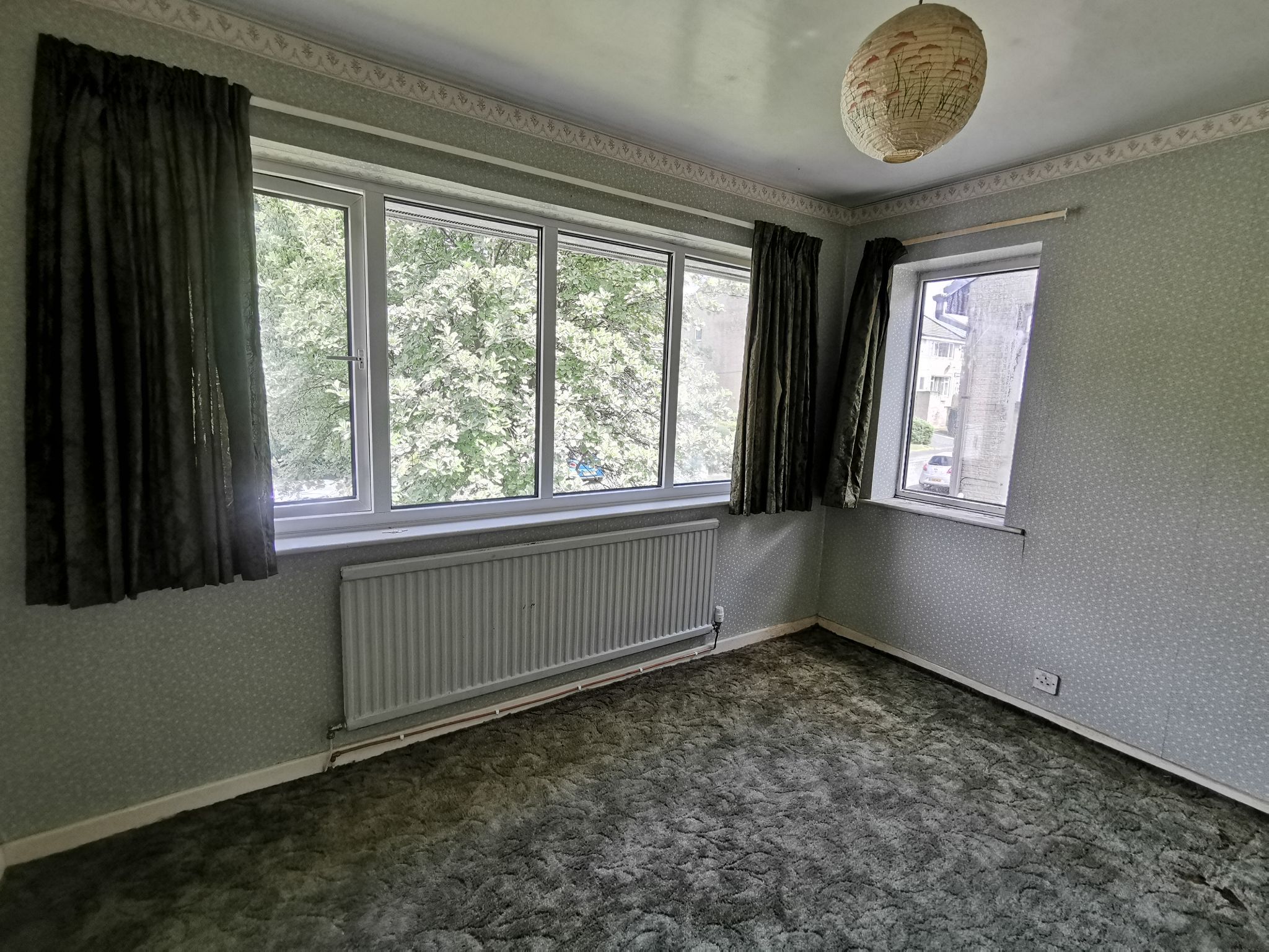 3 bedroom detached house Sold in Bradford - Photograph 11.