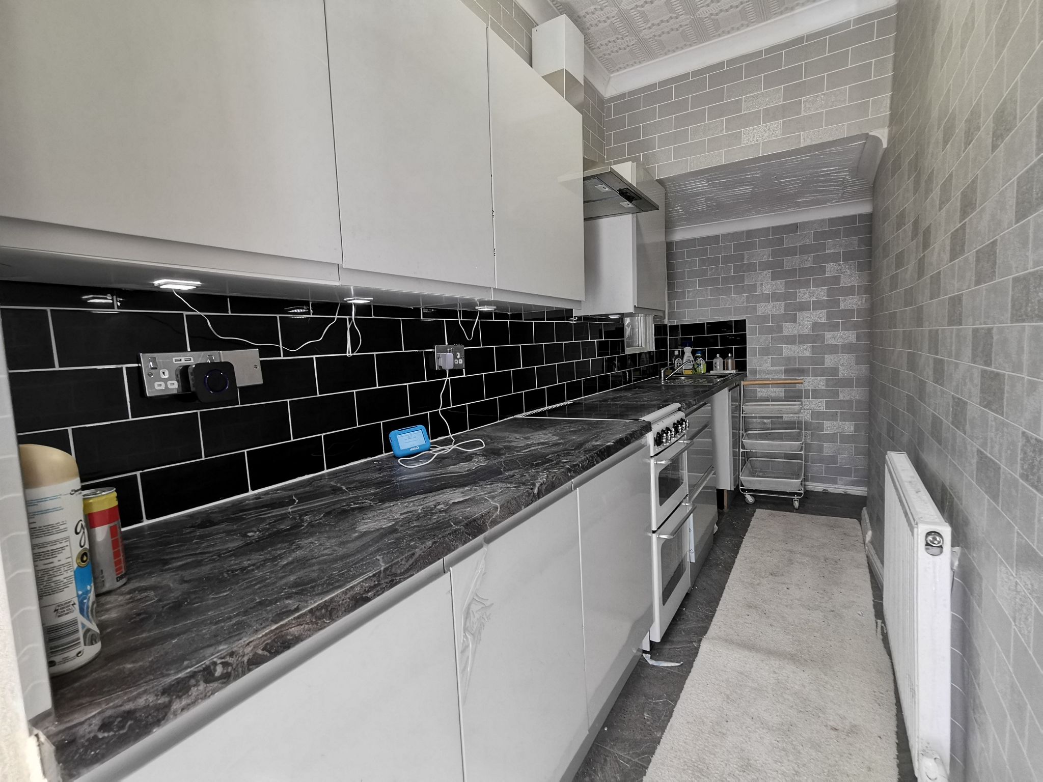 2 bedroom mid terraced house Let in Bradford - Photograph 16.