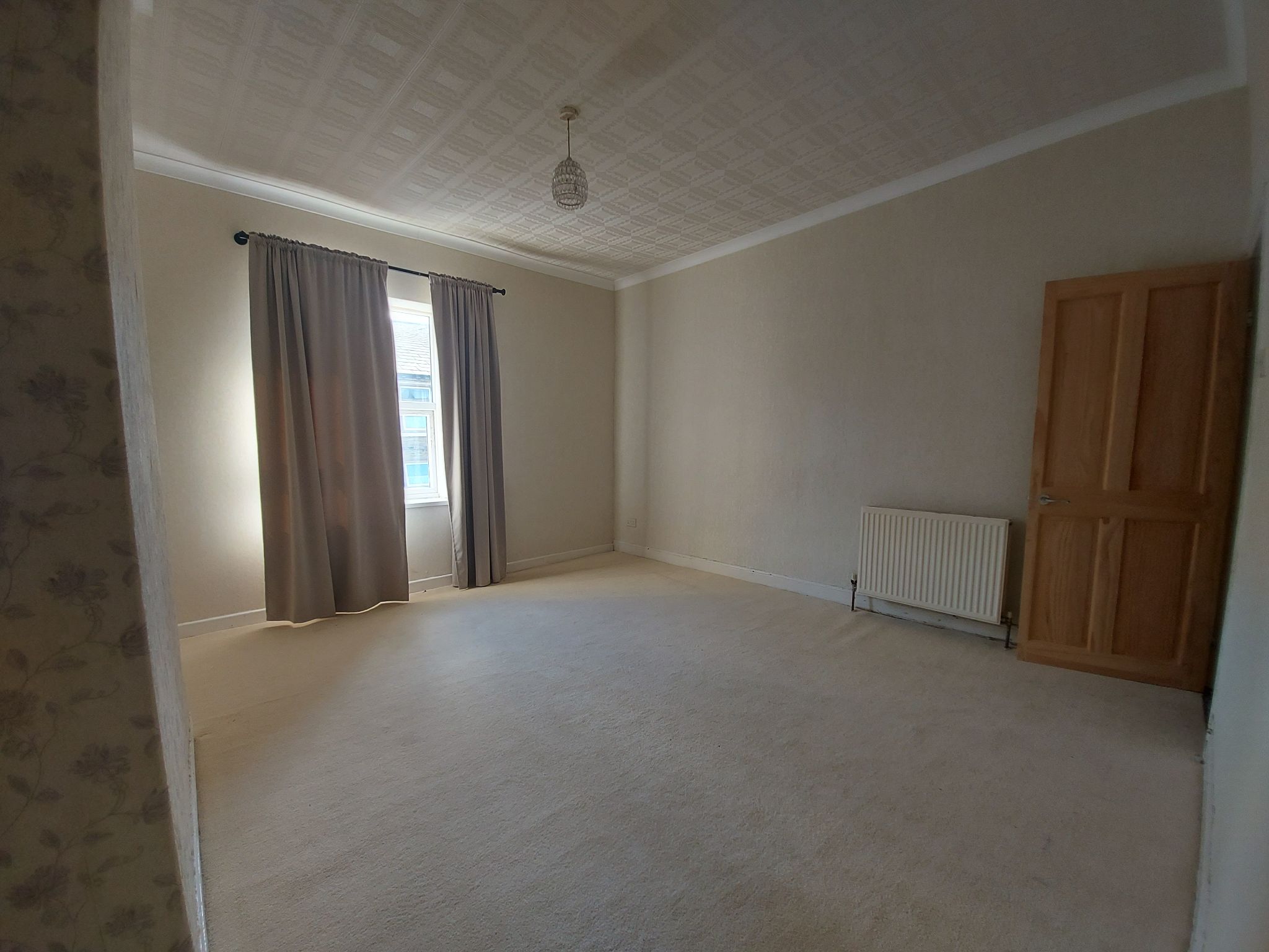 2 bedroom mid terraced house Let in Bradford - Photograph 7.
