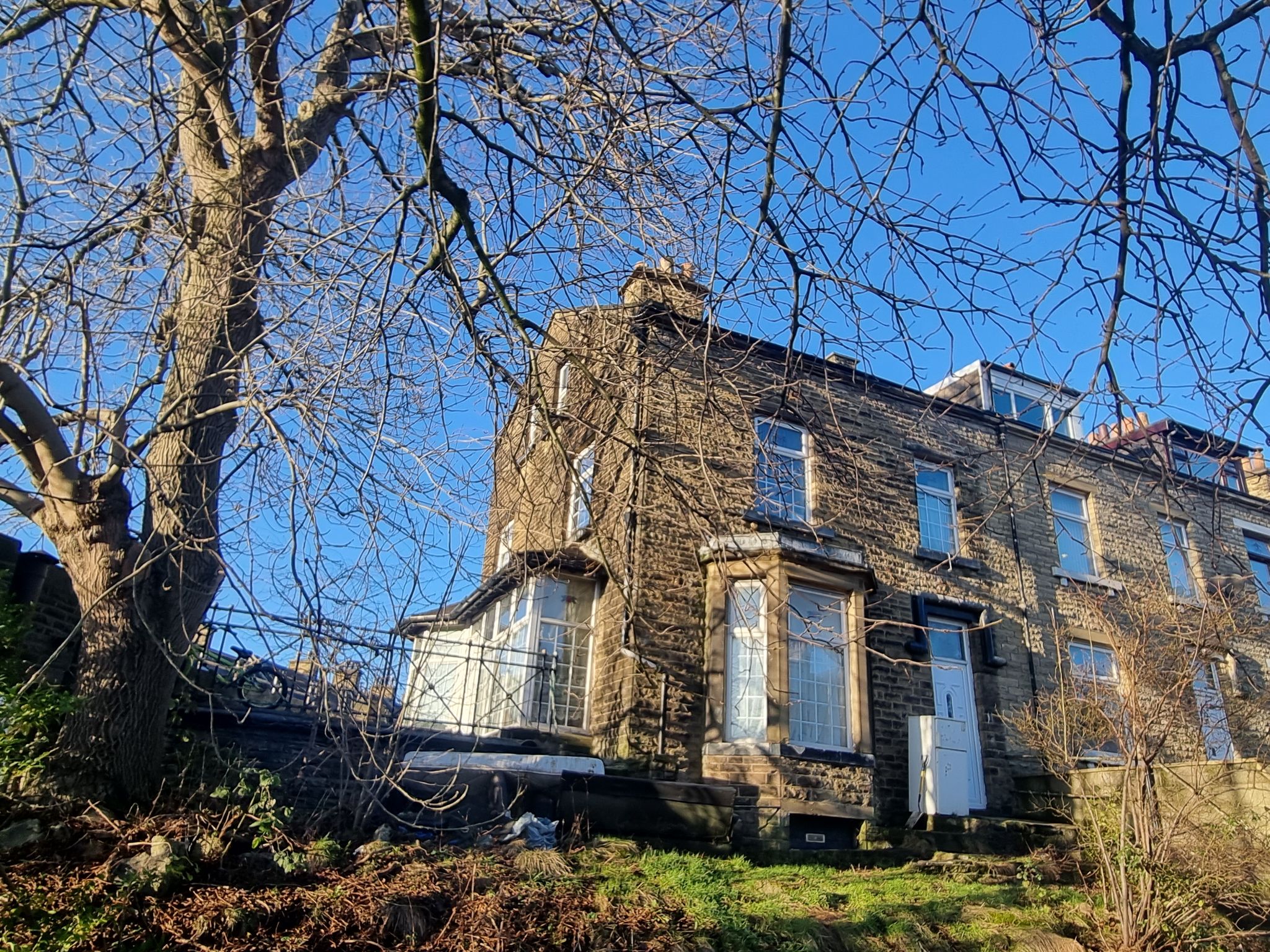 5 bedroom end terraced house Sale Agreed in Bradford - Main Picture of the house.