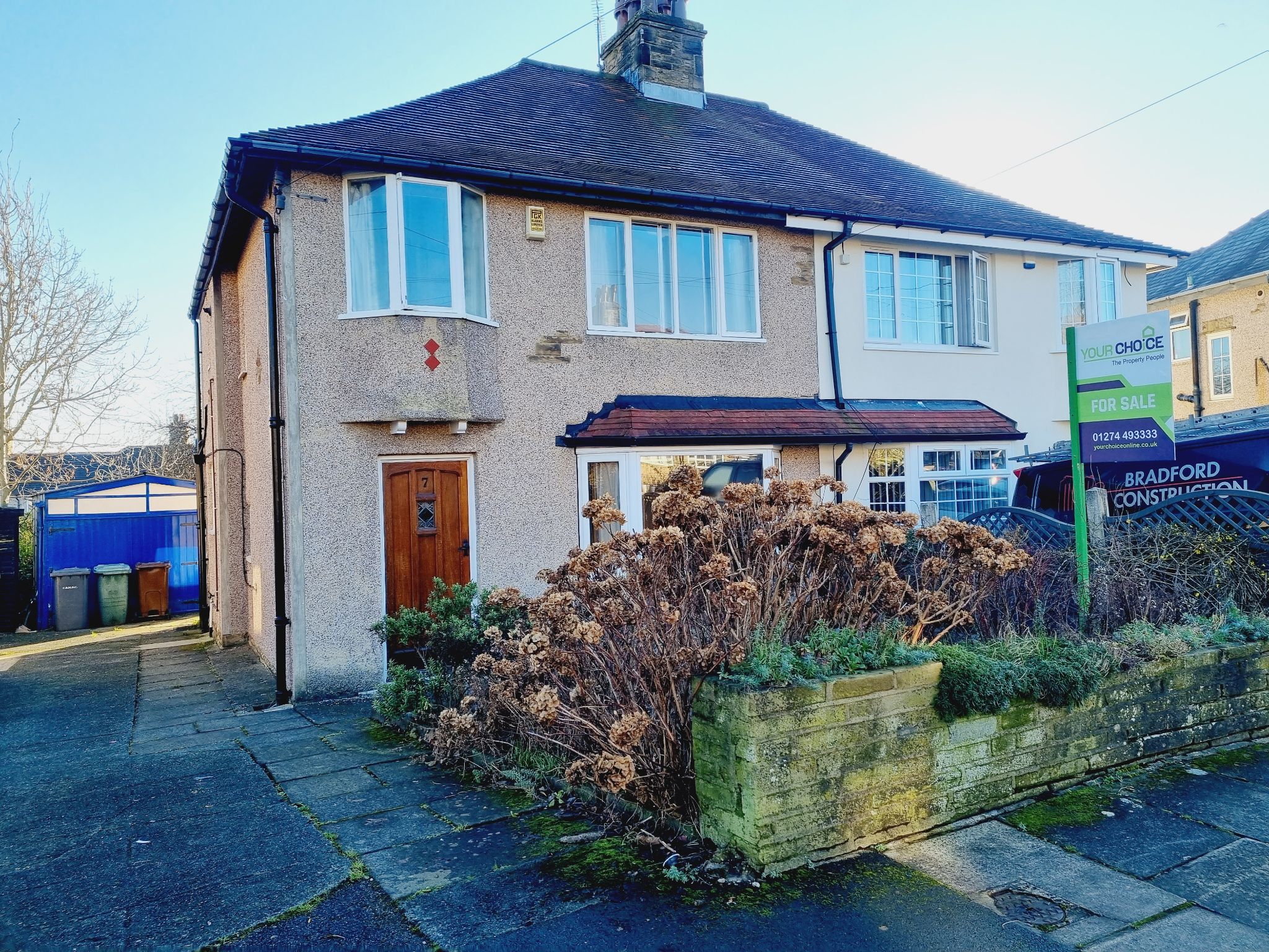 3 bedroom semi-detached house For Sale in Bradford - Front.