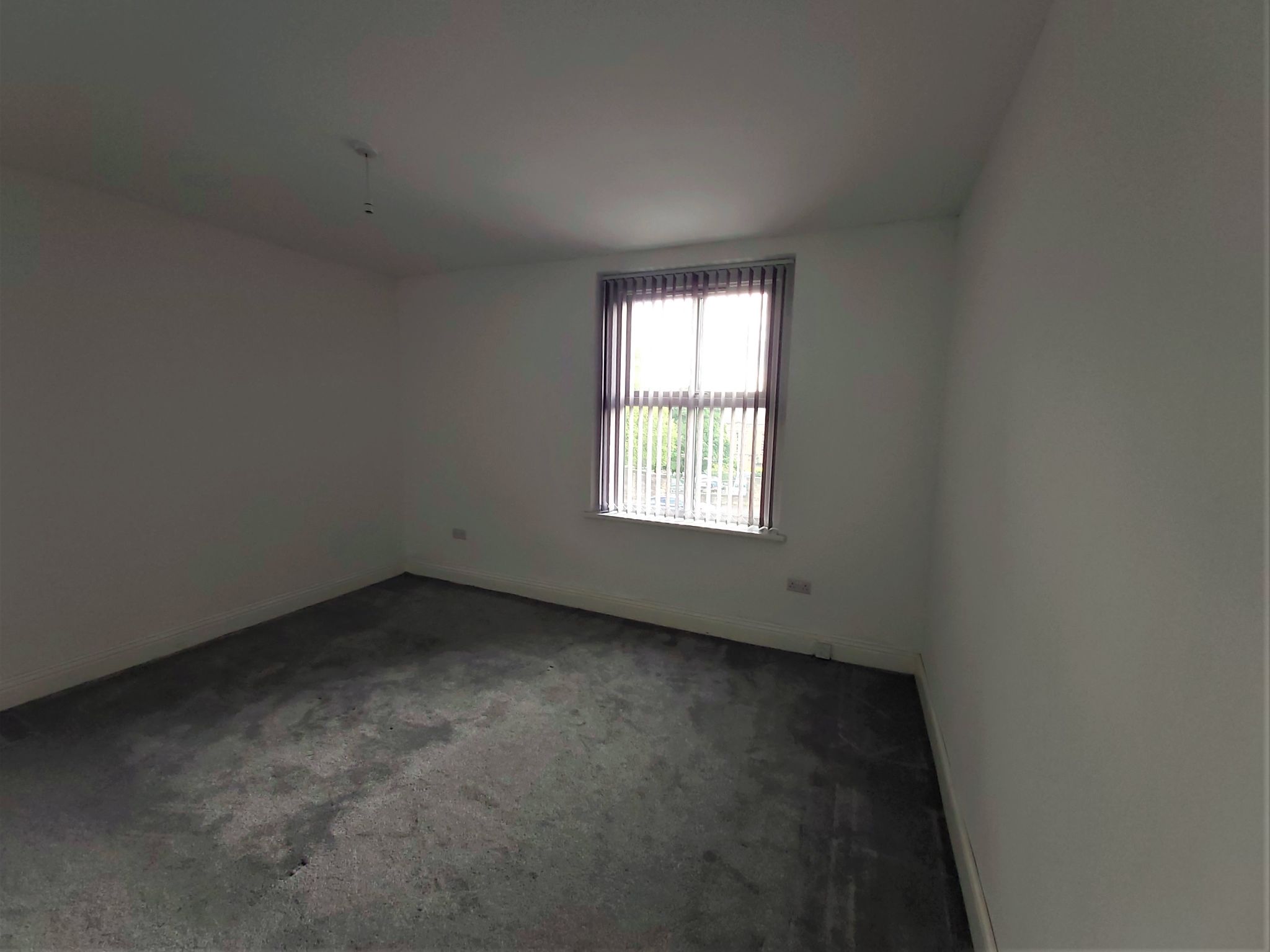4 bedroom mid terraced house For Sale in Bradford - Bedroom One.